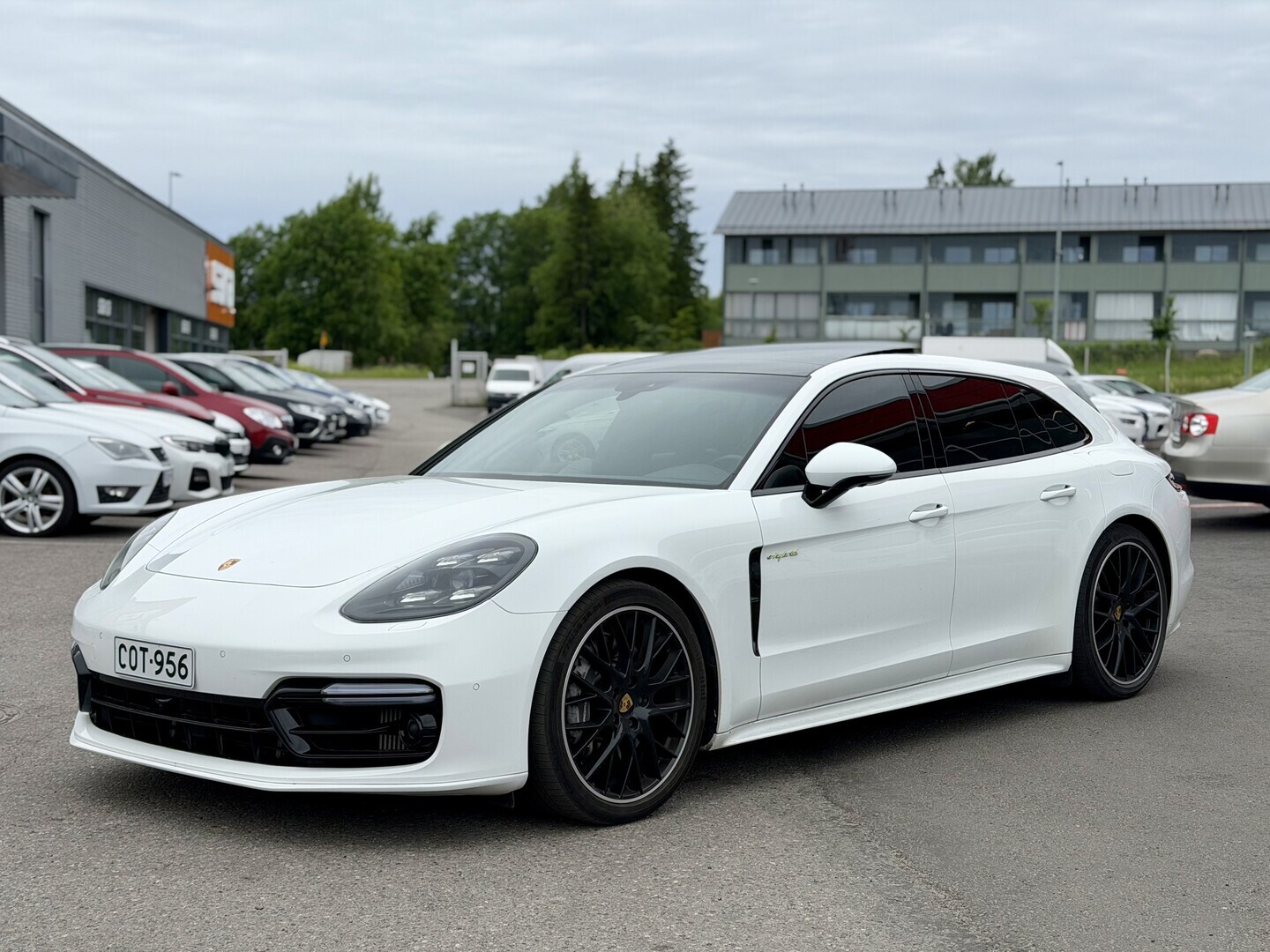 PORSCHE Panamera 2018