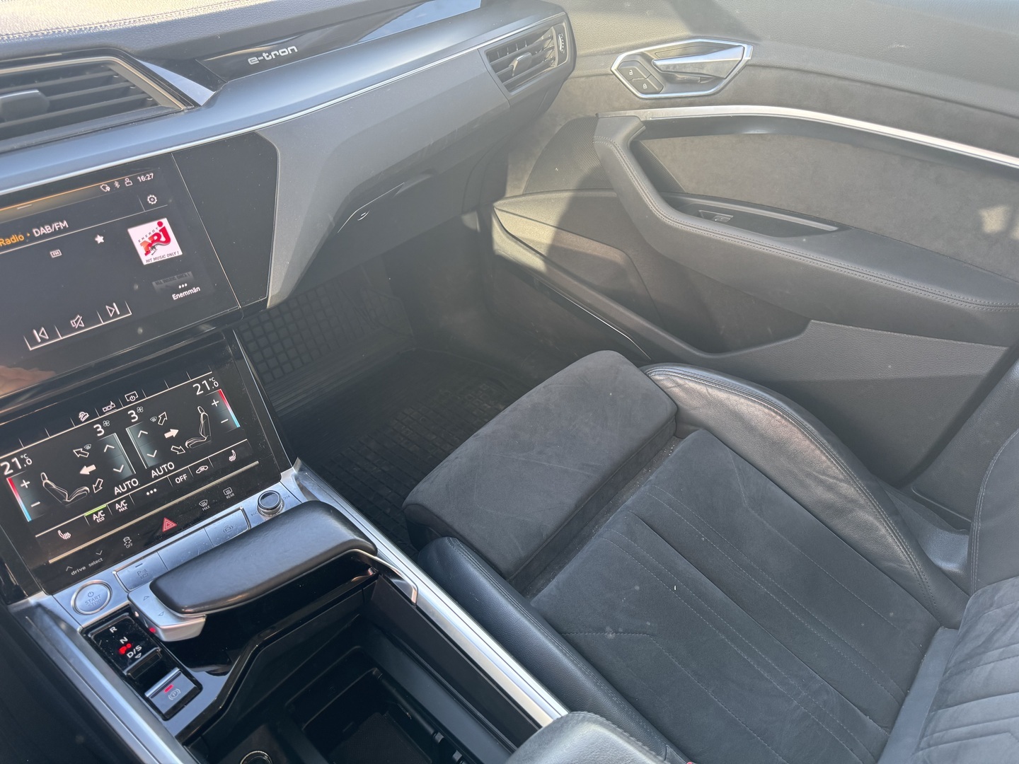 AUDI e-tron 2020