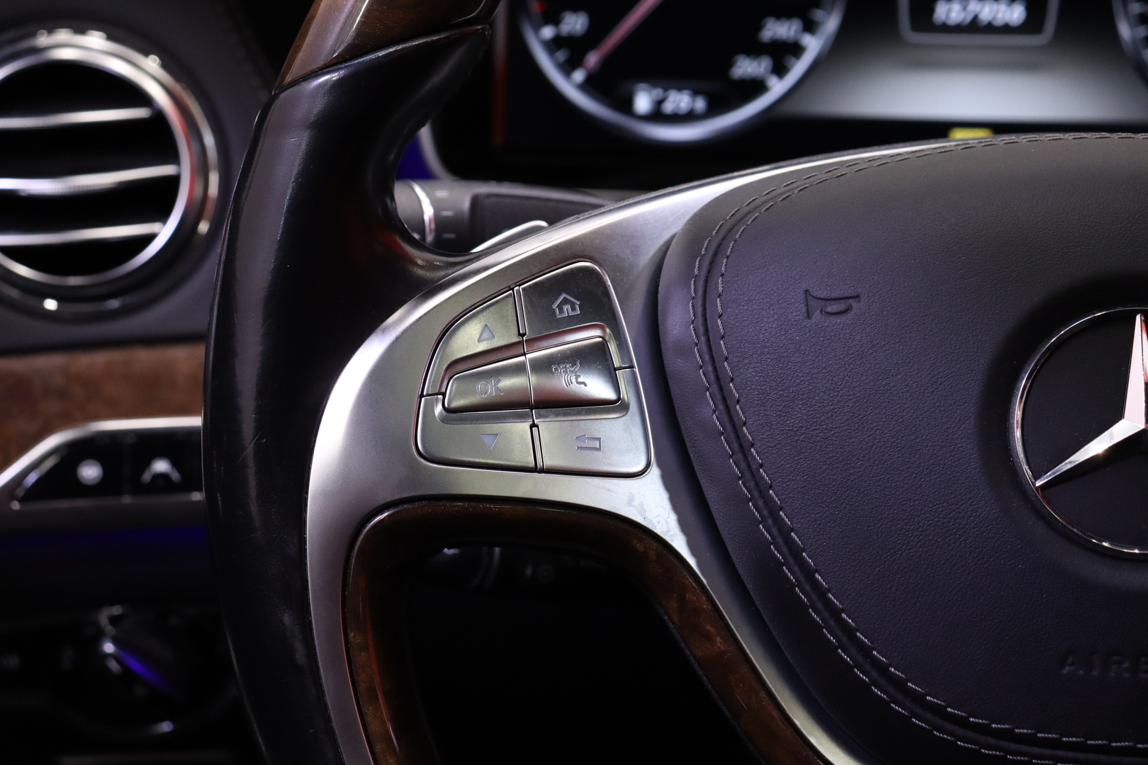 MERCEDES-BENZ S 2014