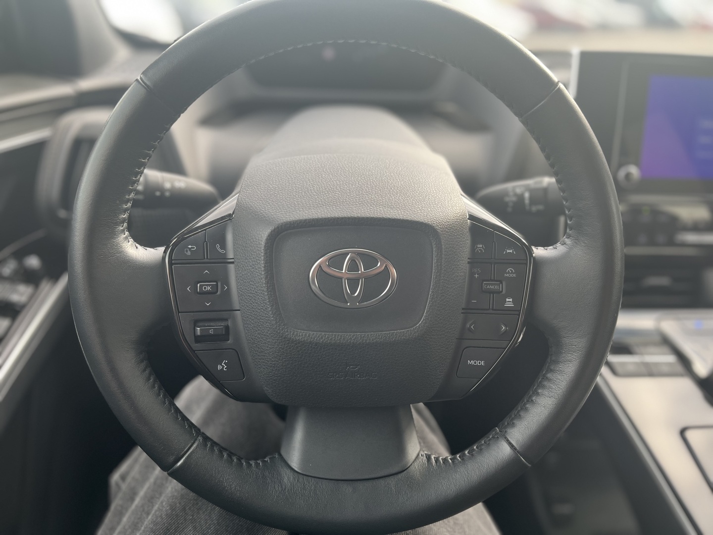 TOYOTA bZ4X 2023
