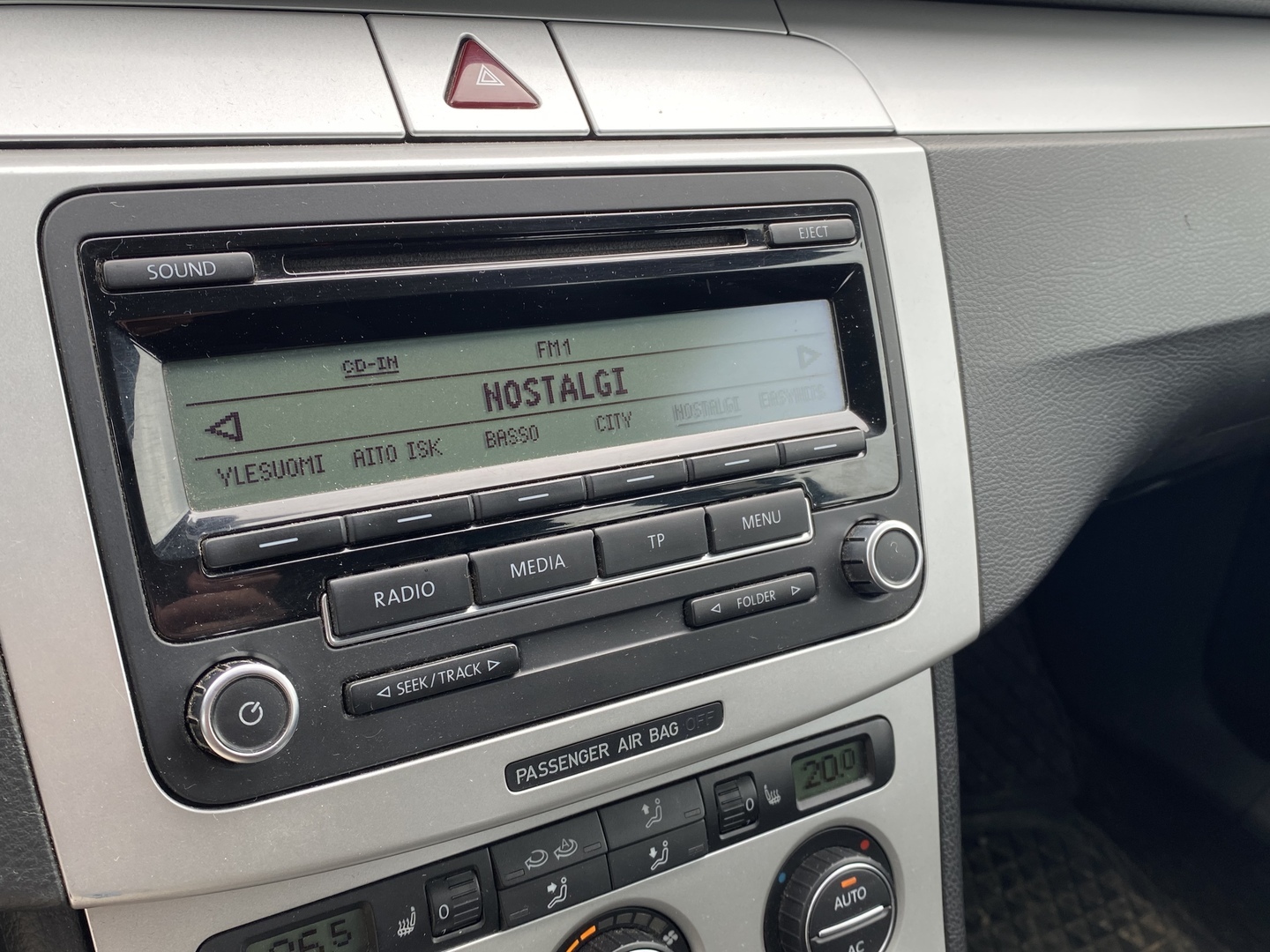 VOLKSWAGEN Passat 2009