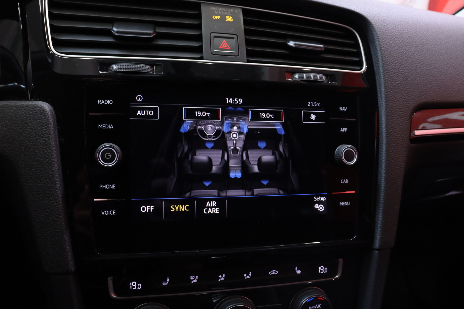 VOLKSWAGEN Golf 2017