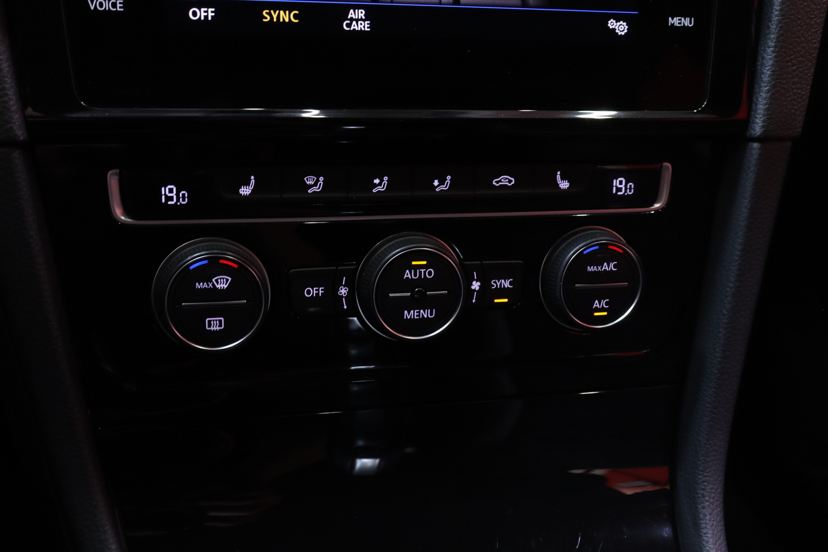VOLKSWAGEN Golf 2017