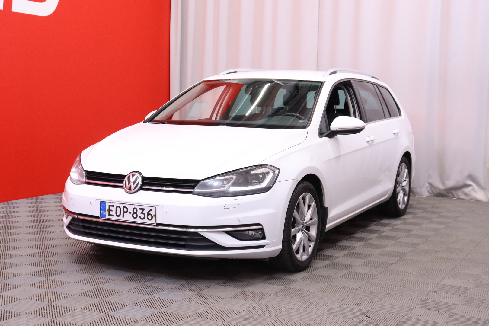 VOLKSWAGEN Golf 2017