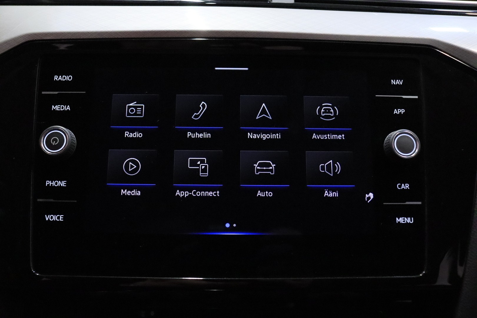 VOLKSWAGEN Passat 2022