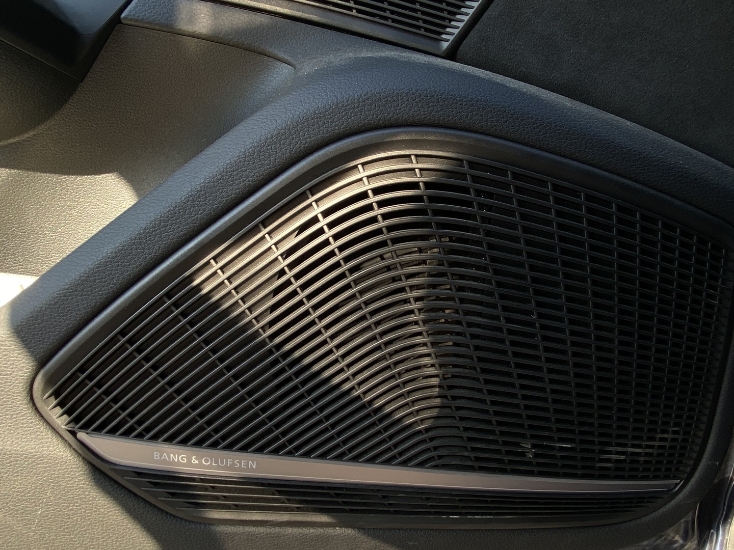 AUDI A4 2021