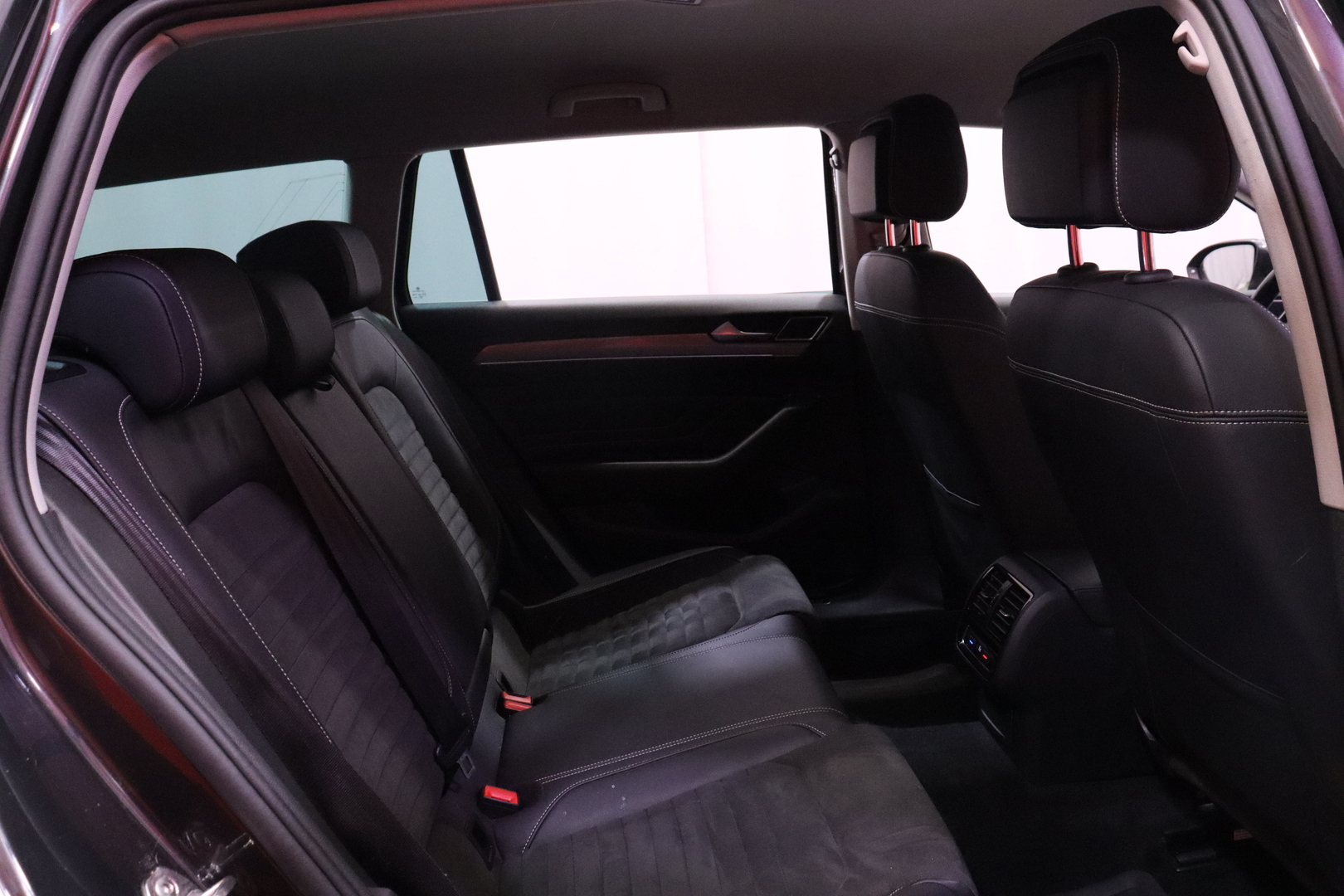 VOLKSWAGEN Passat 2021