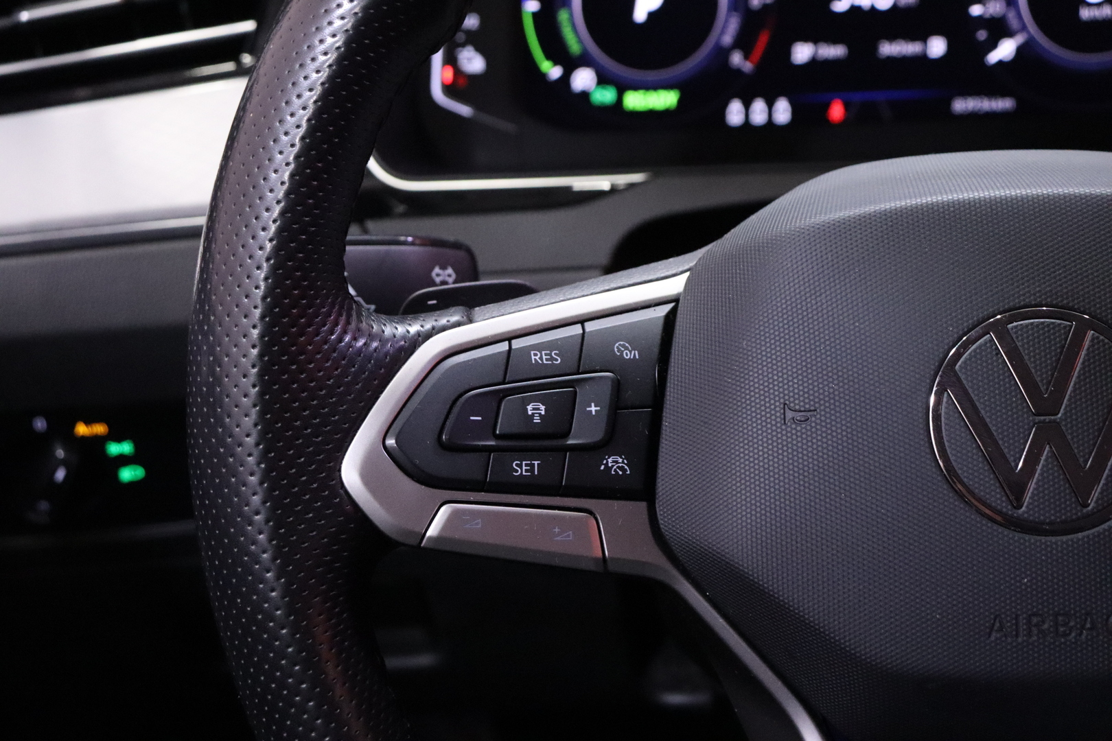 VOLKSWAGEN Passat 2021