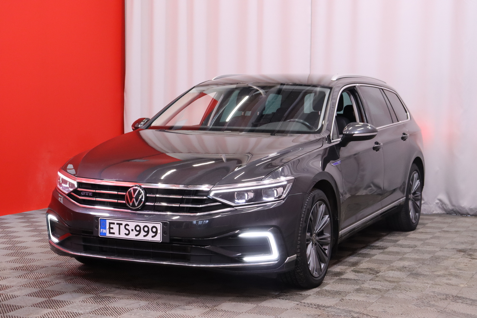 VOLKSWAGEN Passat 2021
