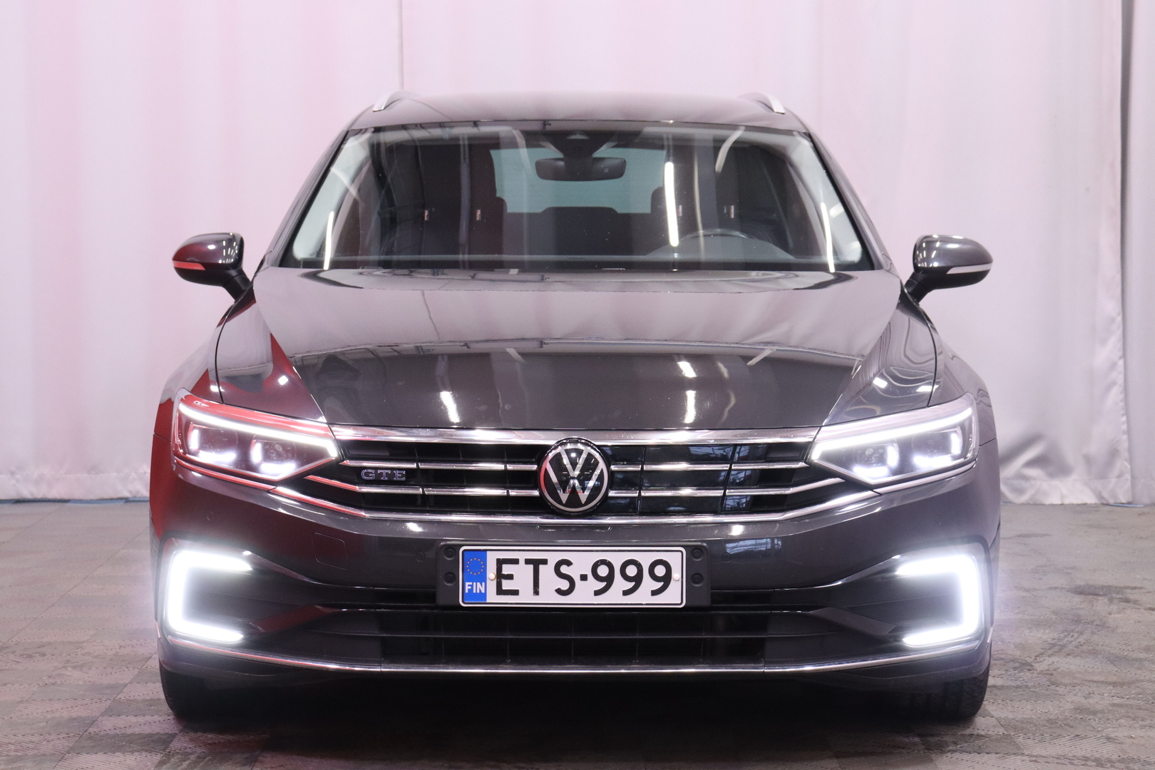 VOLKSWAGEN Passat 2021