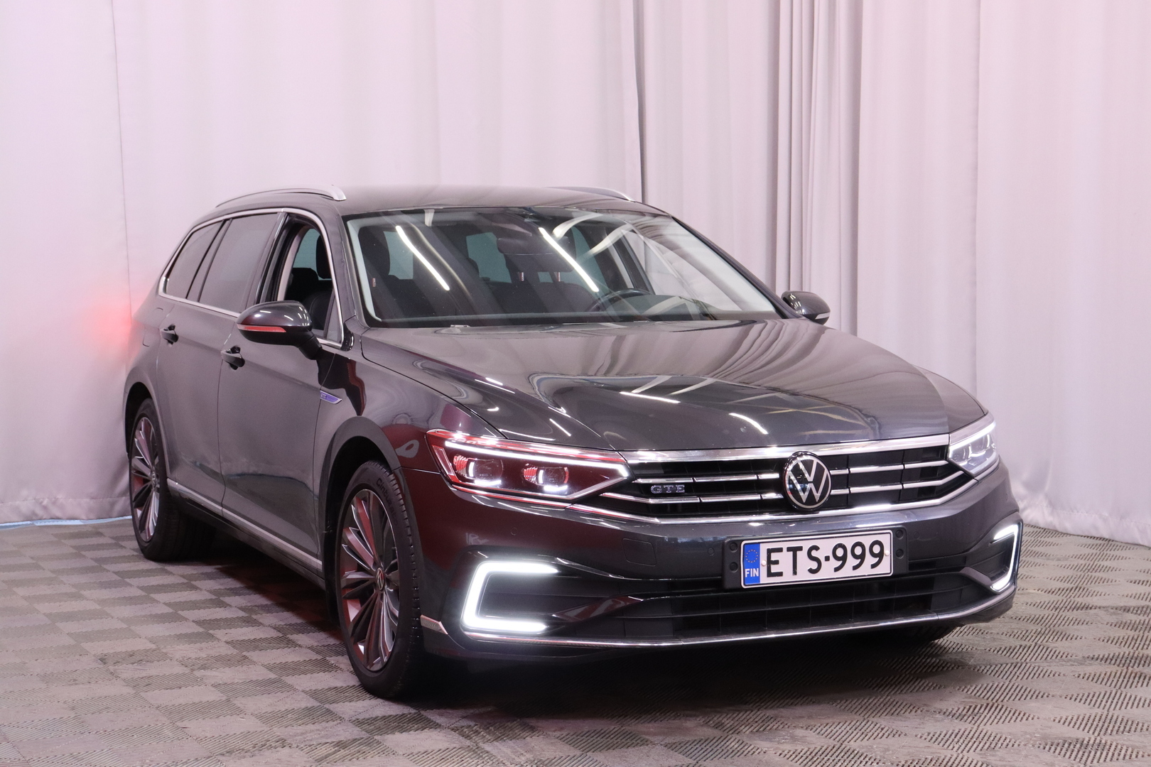 VOLKSWAGEN Passat 2021