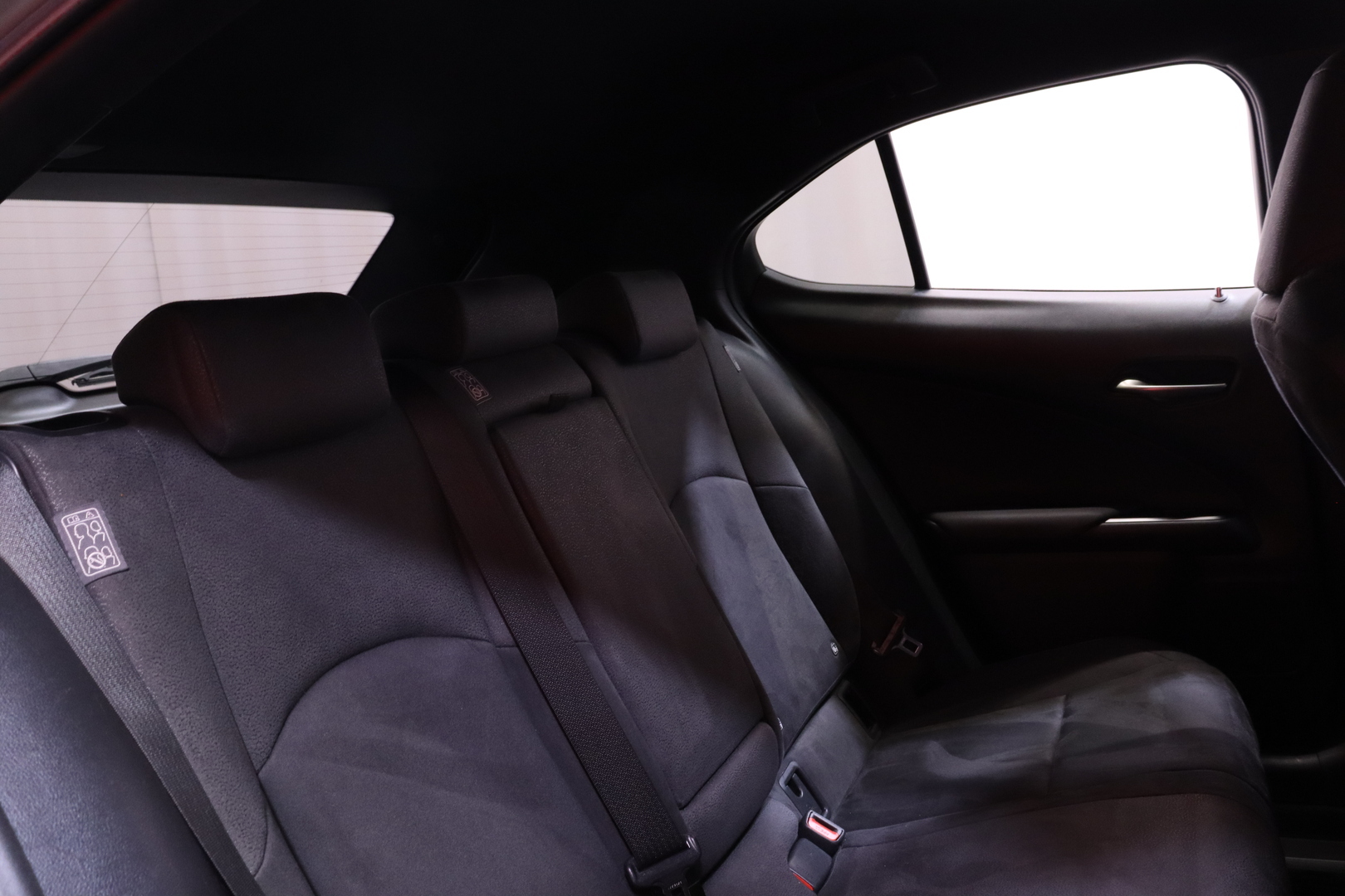 LEXUS UX 2022