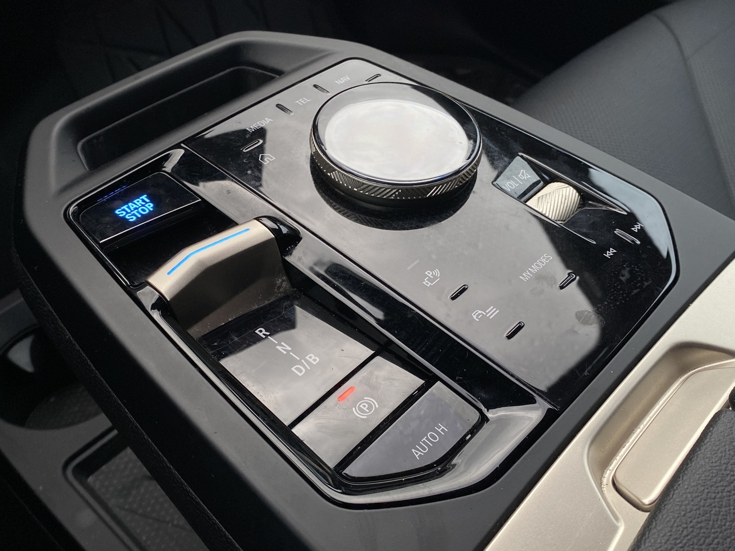 BMW iX 2022