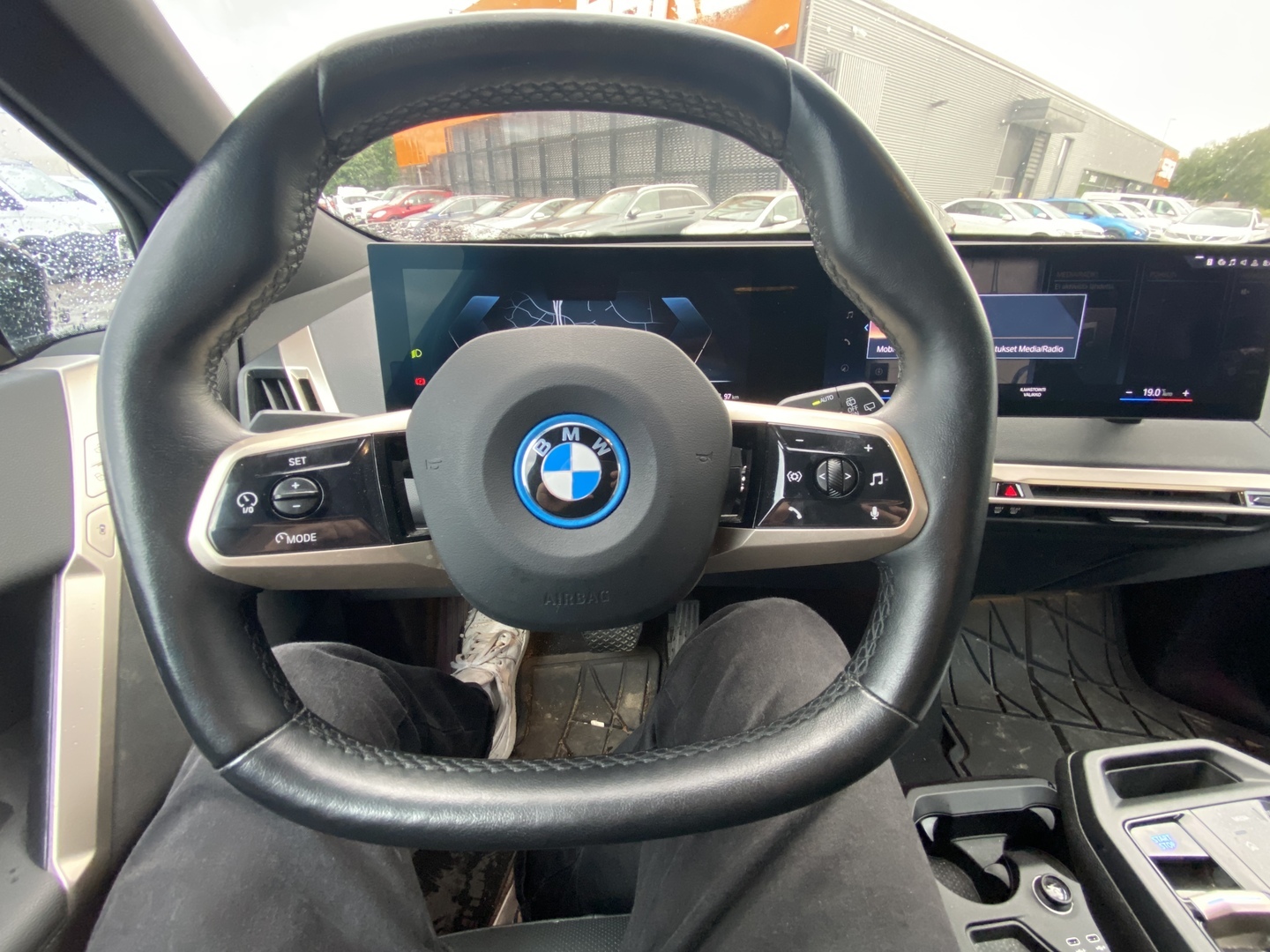 BMW iX 2022