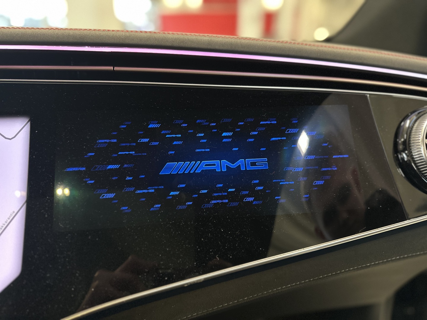 MERCEDES-BENZ EQE SUV 2023