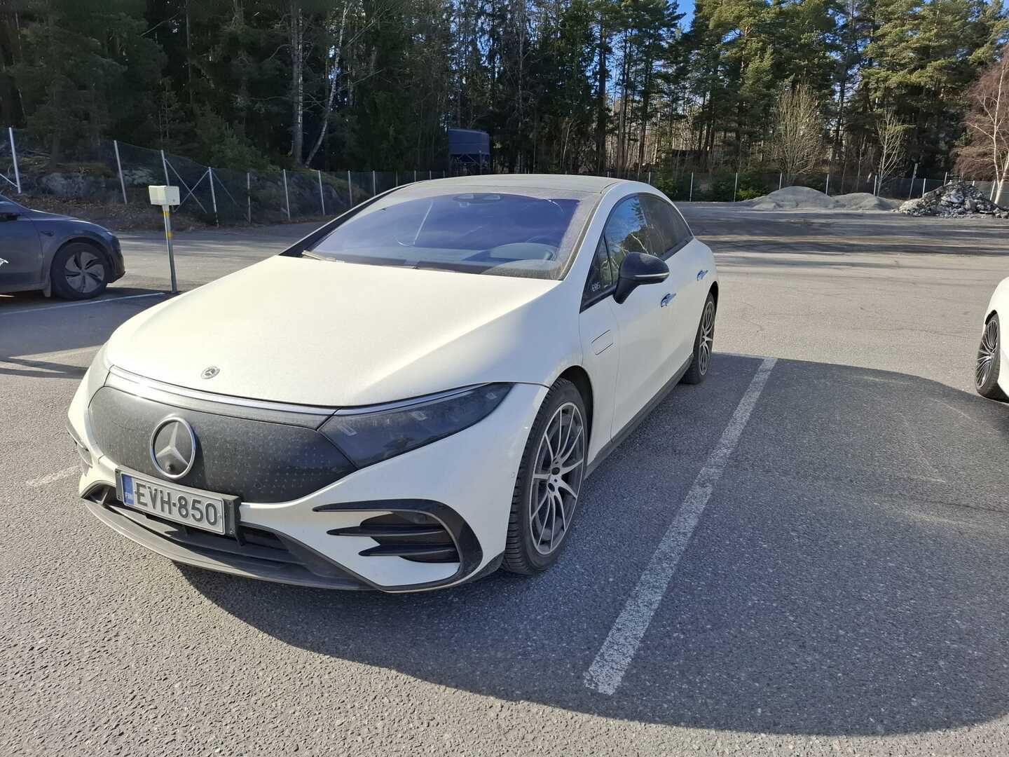 MERCEDES-BENZ EQS 2022