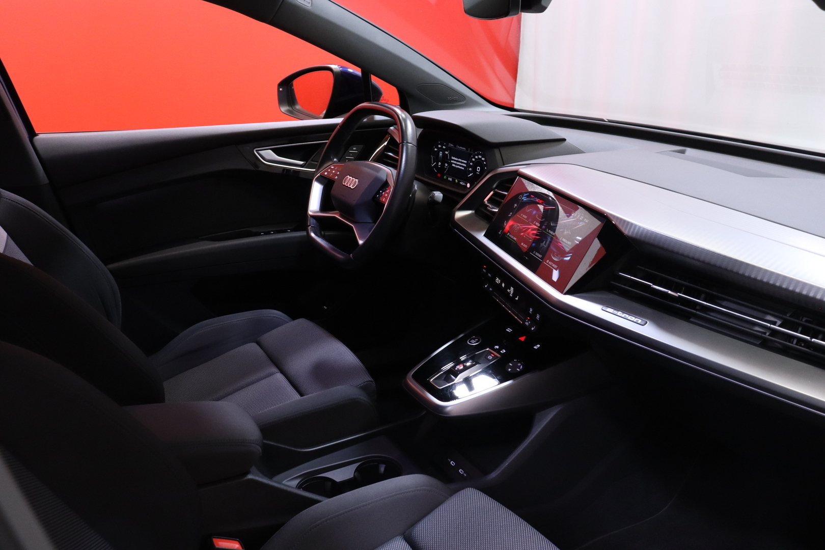 AUDI Q4 e-tron 2022