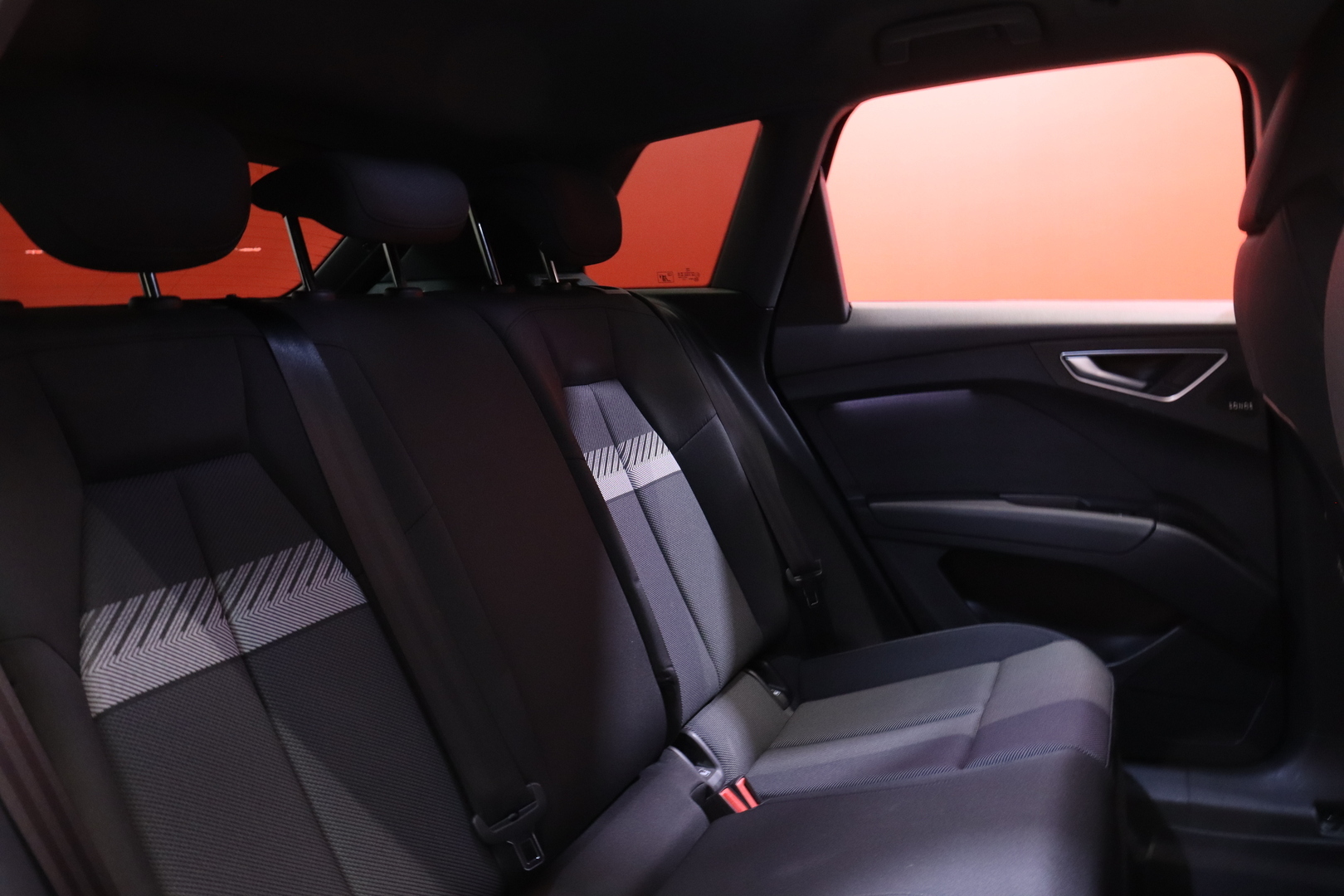 AUDI Q4 e-tron 2022