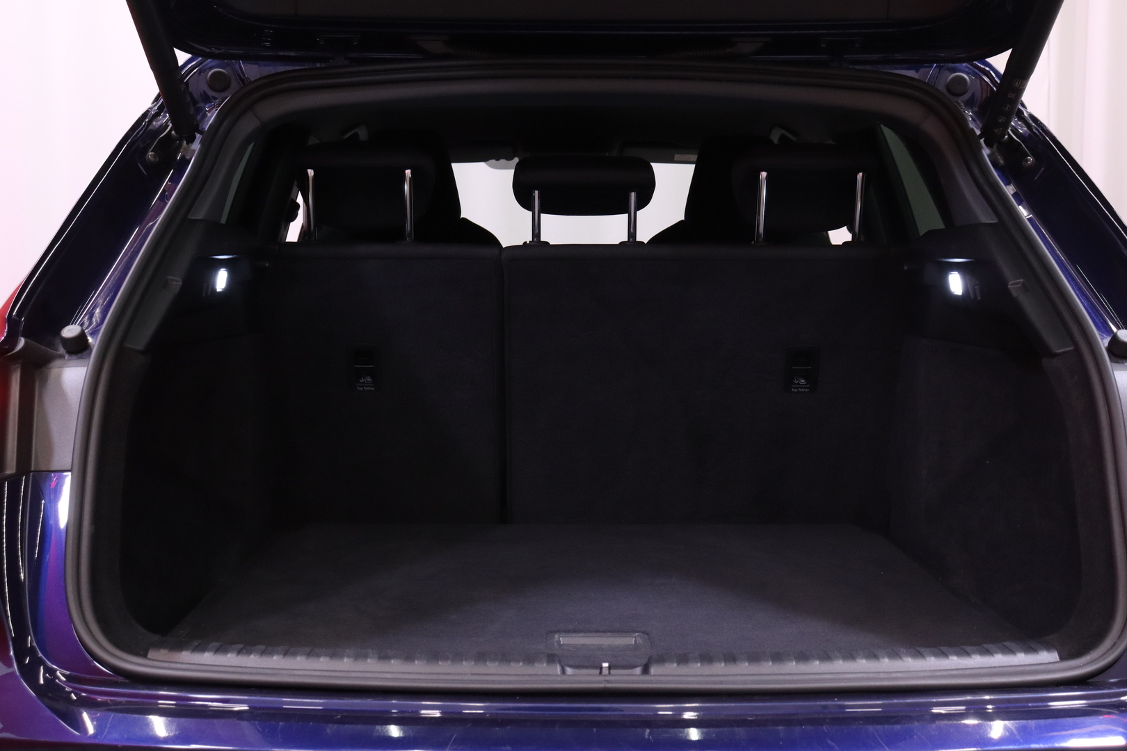 AUDI Q4 e-tron 2022