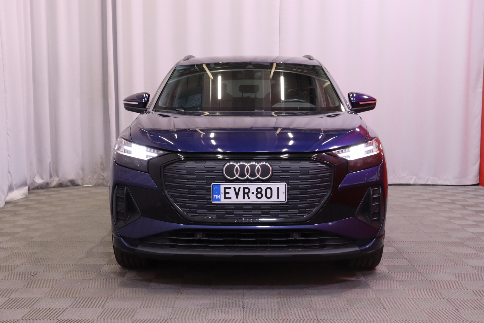 AUDI Q4 e-tron 2022