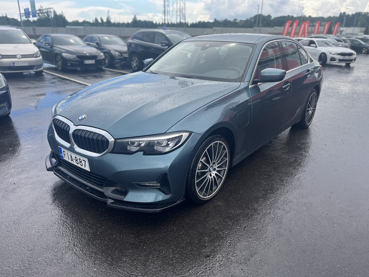 BMW 330 2020