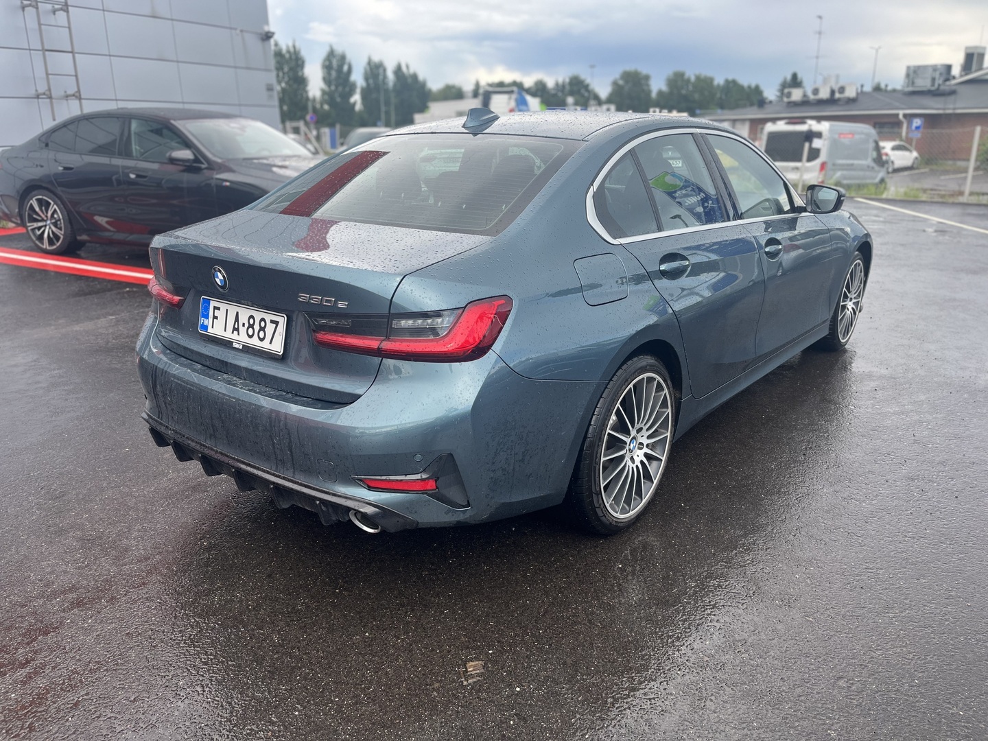 BMW 330 2020