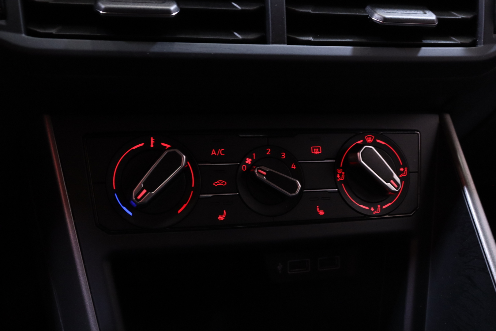 VOLKSWAGEN Polo 2019
