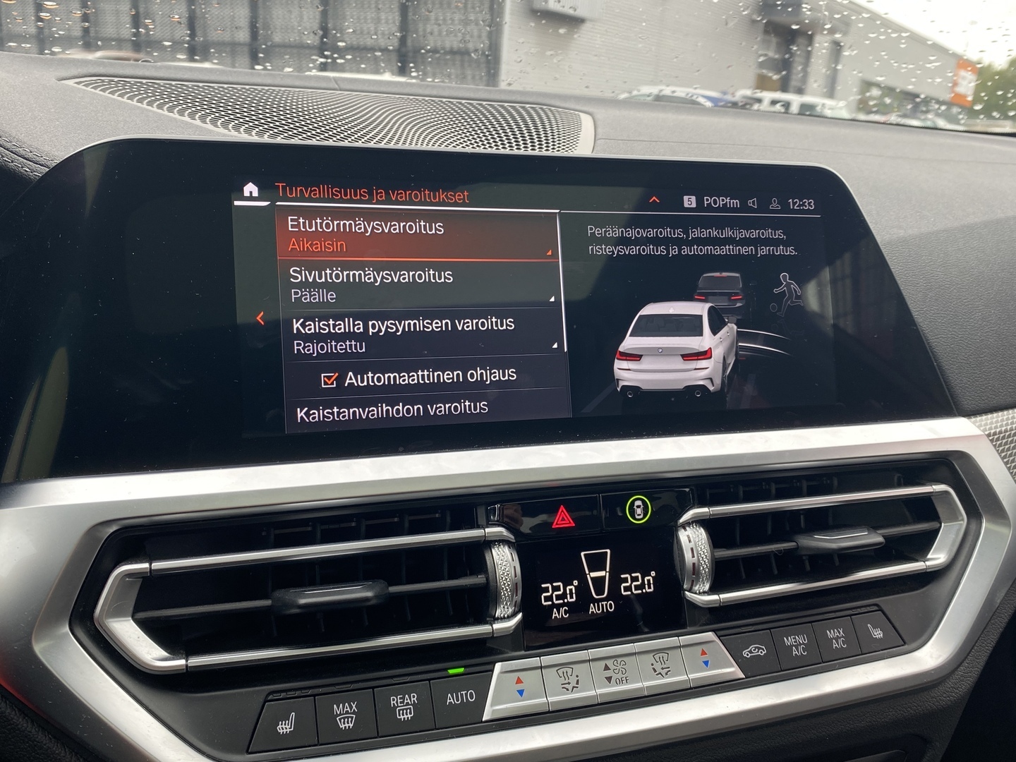 BMW 330 2021