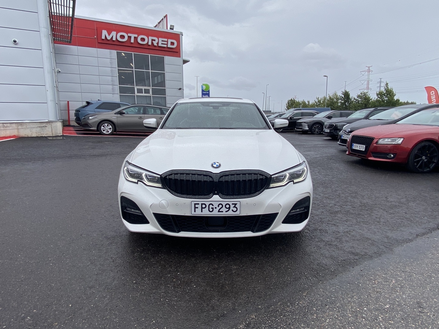 BMW 330 2021