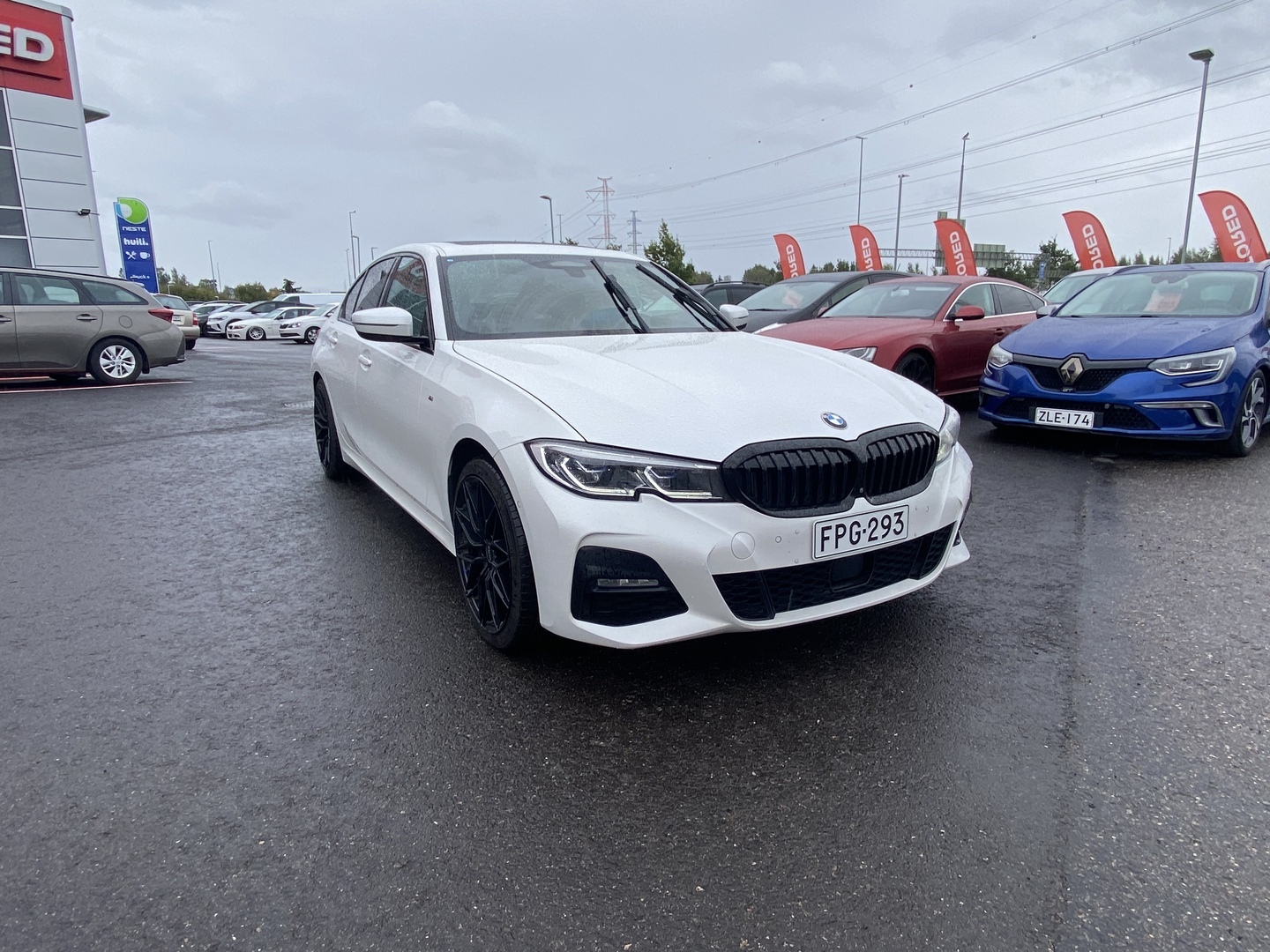BMW 330 2021