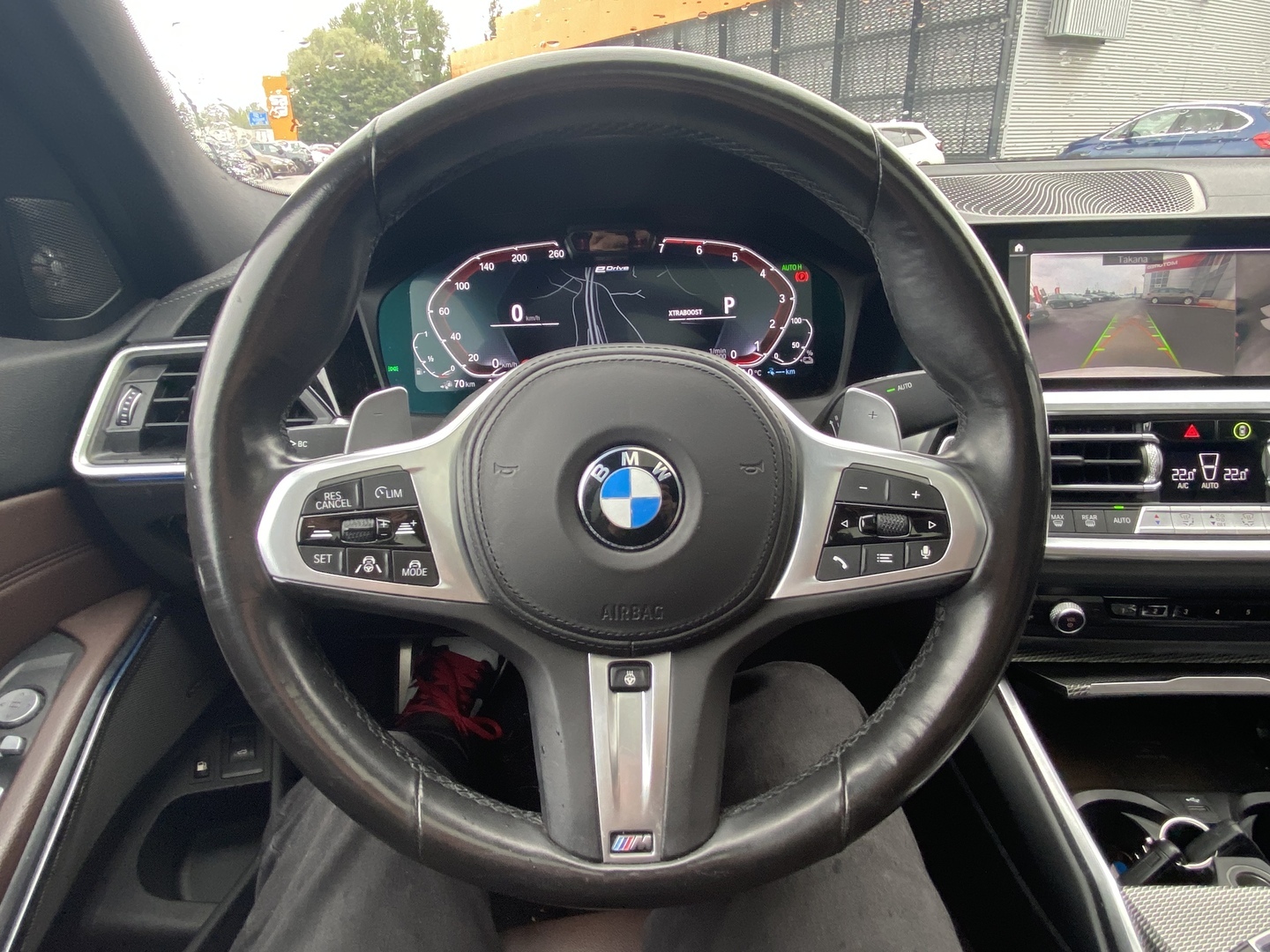 BMW 330 2021