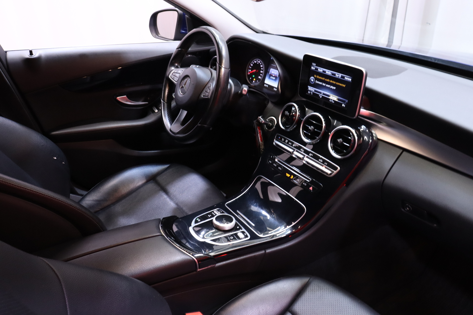 MERCEDES-BENZ C 2016