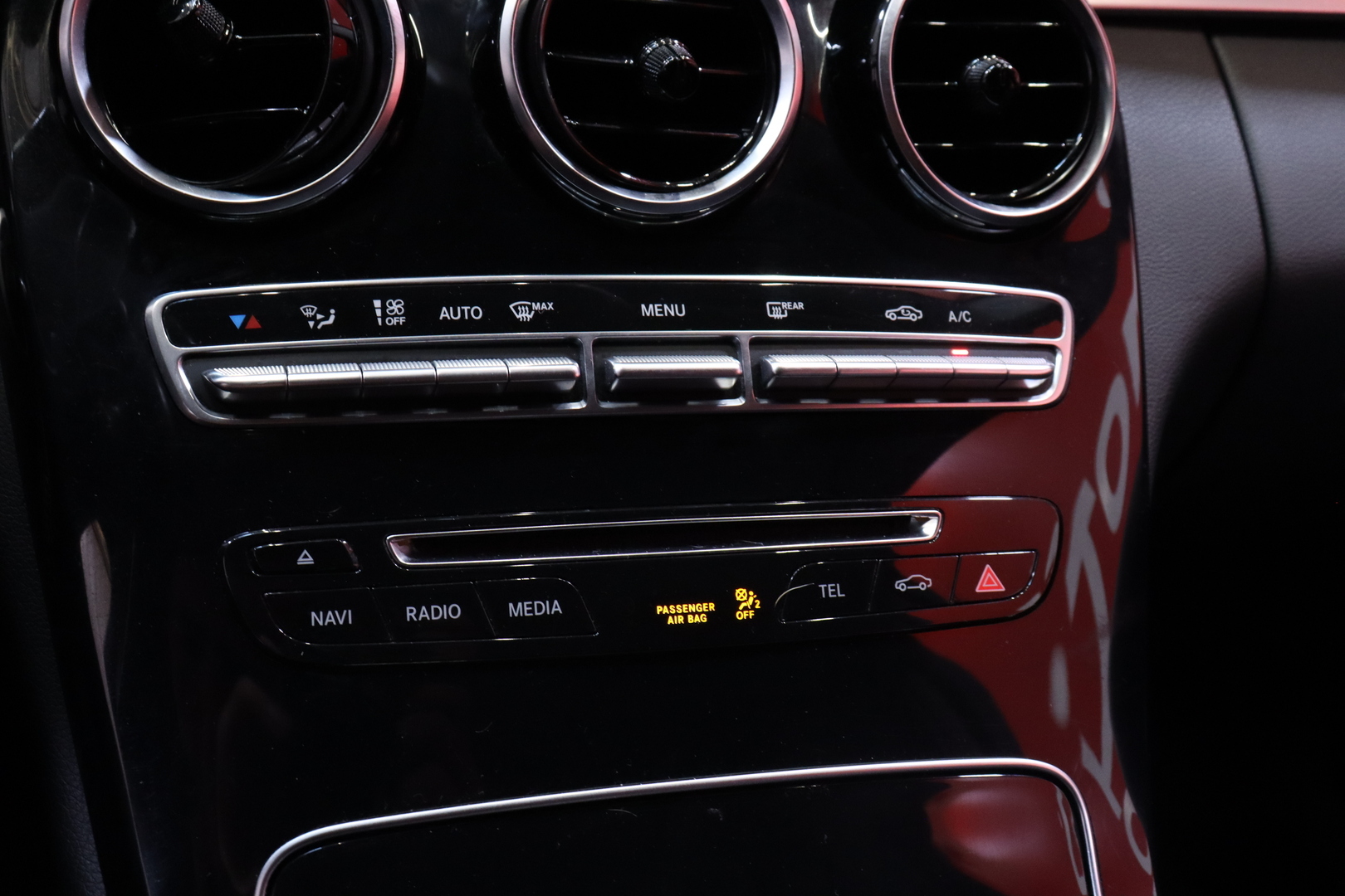 MERCEDES-BENZ C 2016
