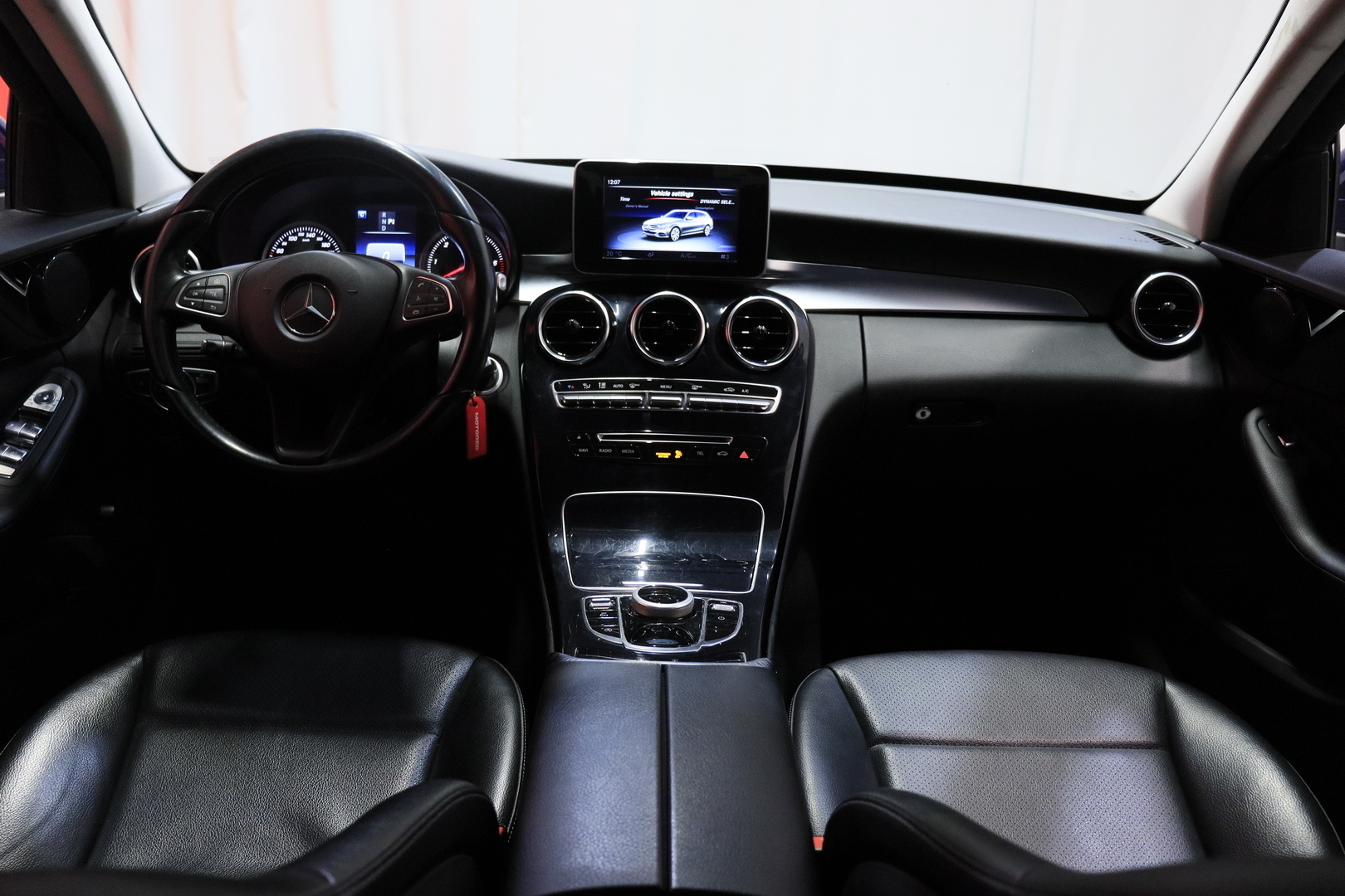MERCEDES-BENZ C 2016