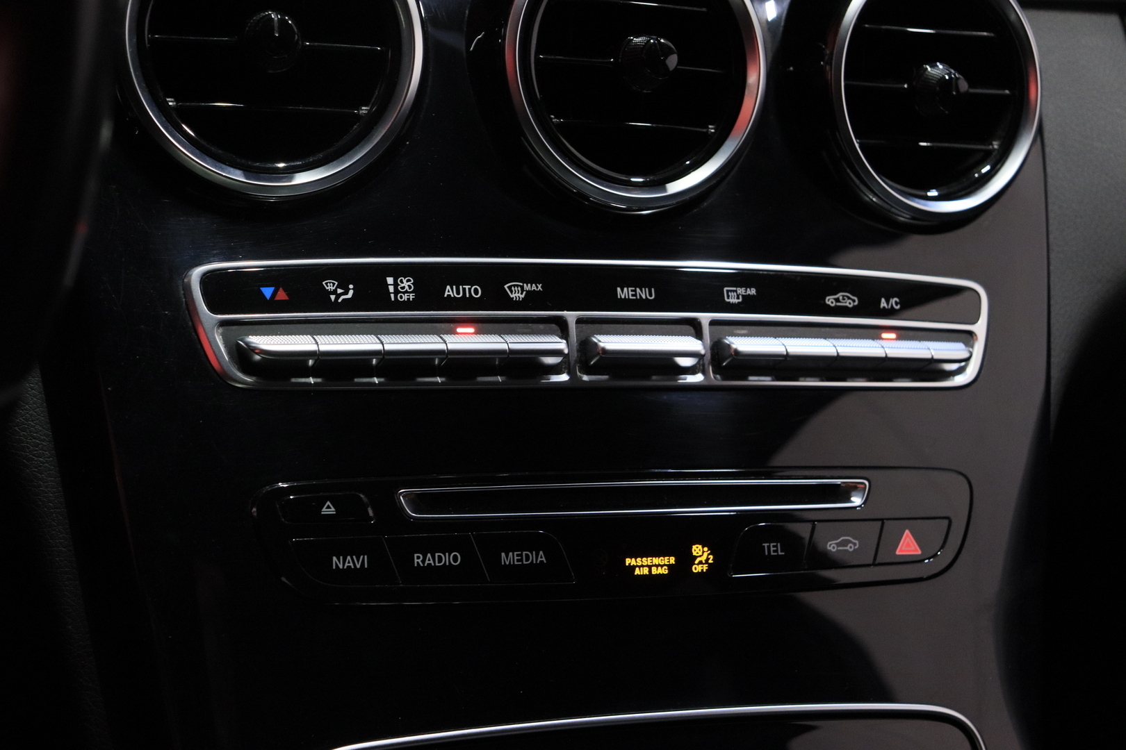 MERCEDES-BENZ C 2016