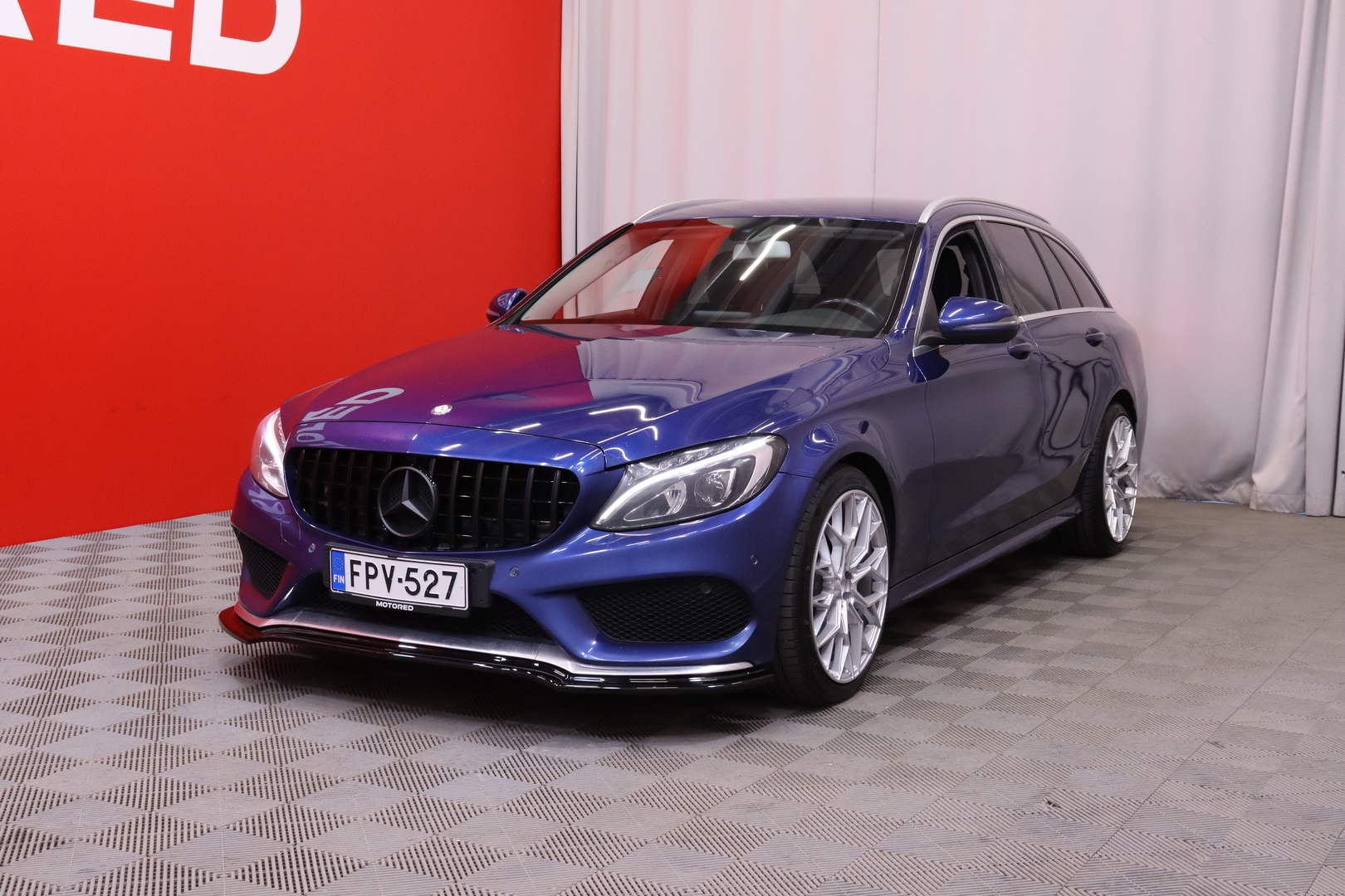 MERCEDES-BENZ C 2016