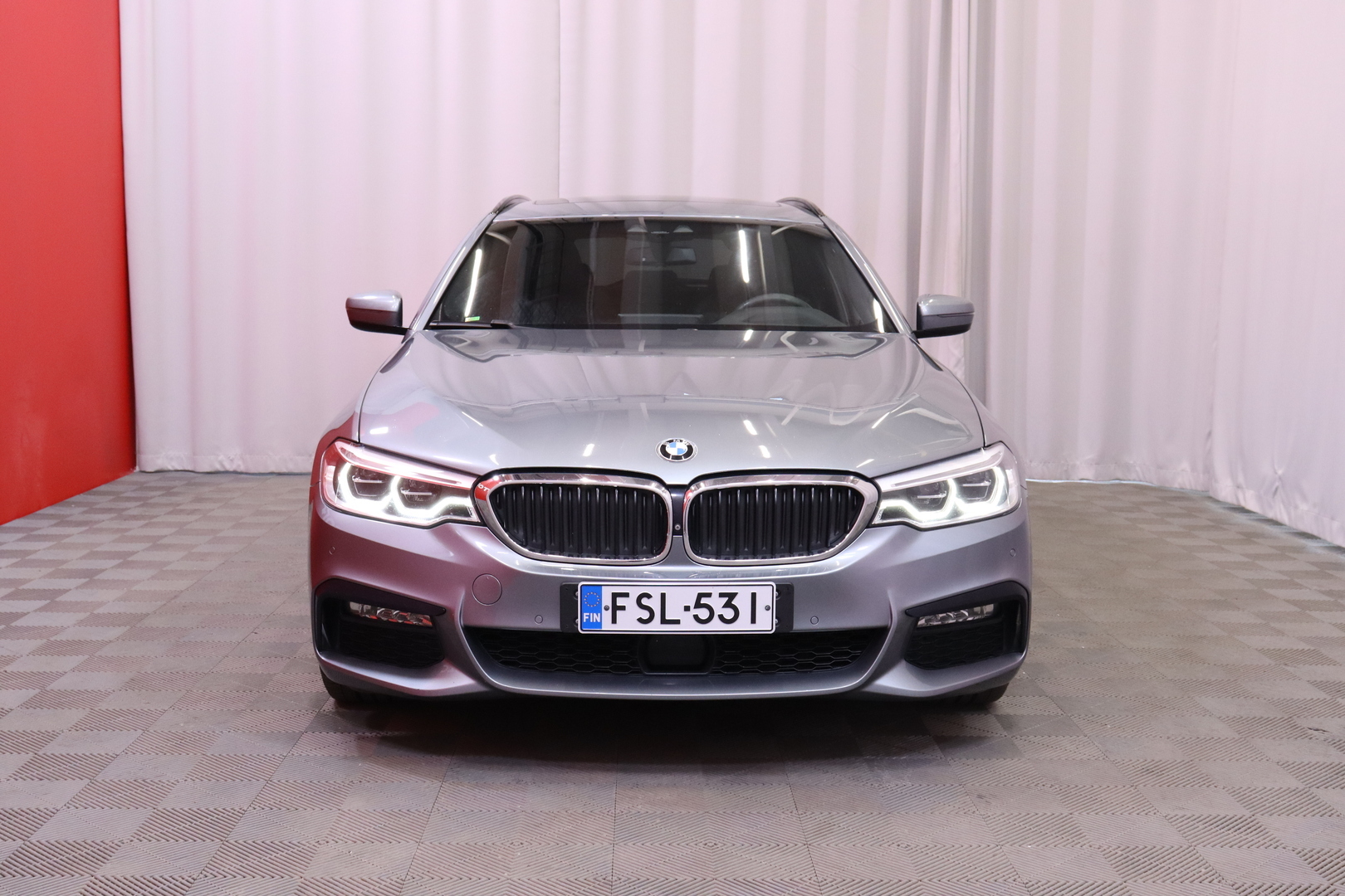 BMW 540 2018