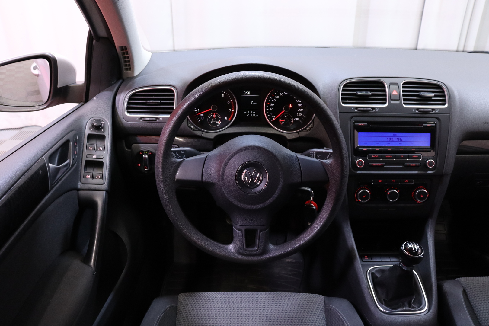 VOLKSWAGEN Golf 2011