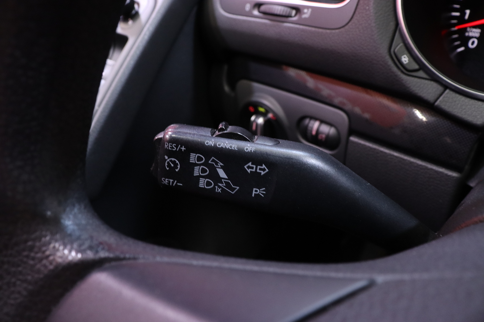 VOLKSWAGEN Golf 2011