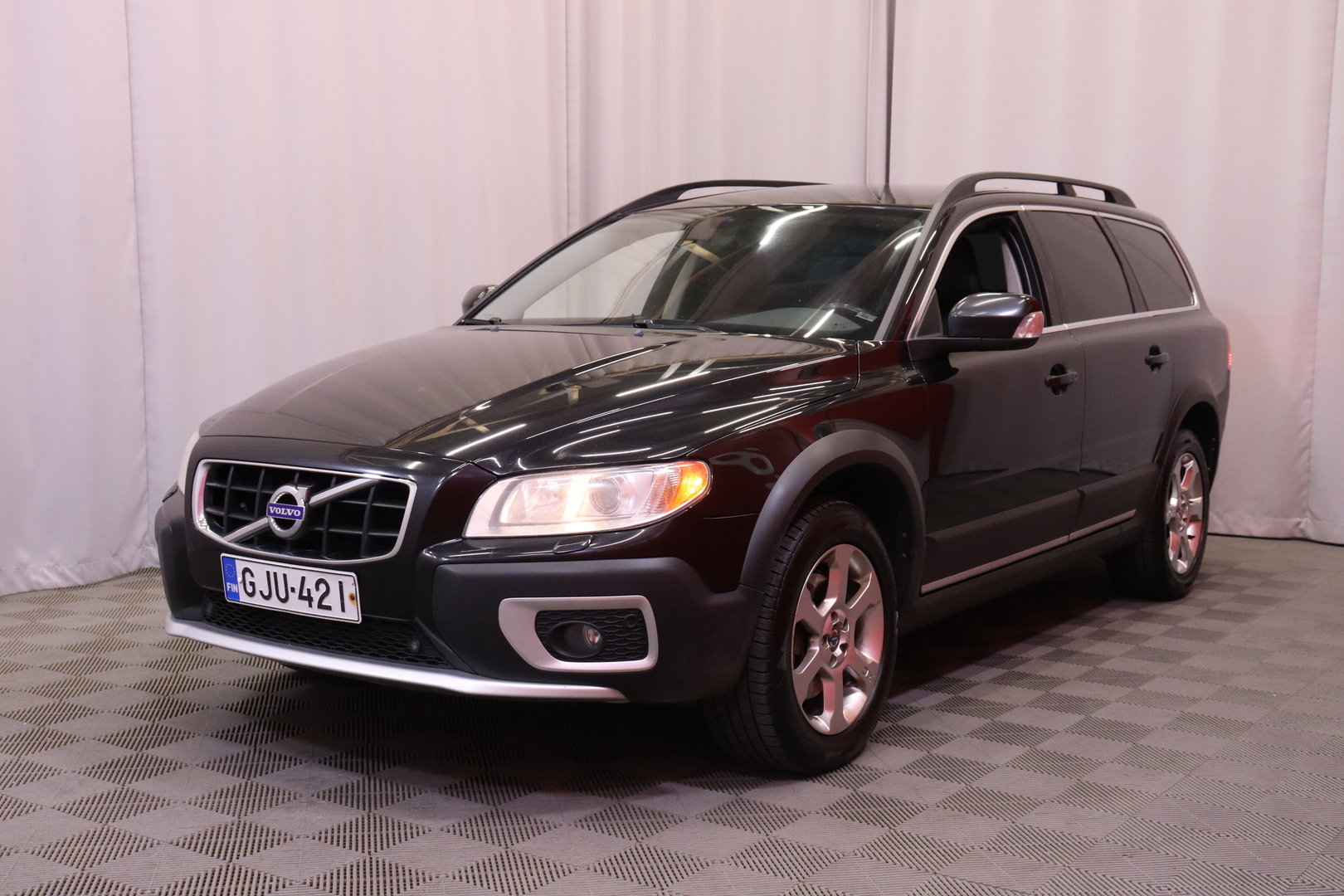 VOLVO XC70 2011