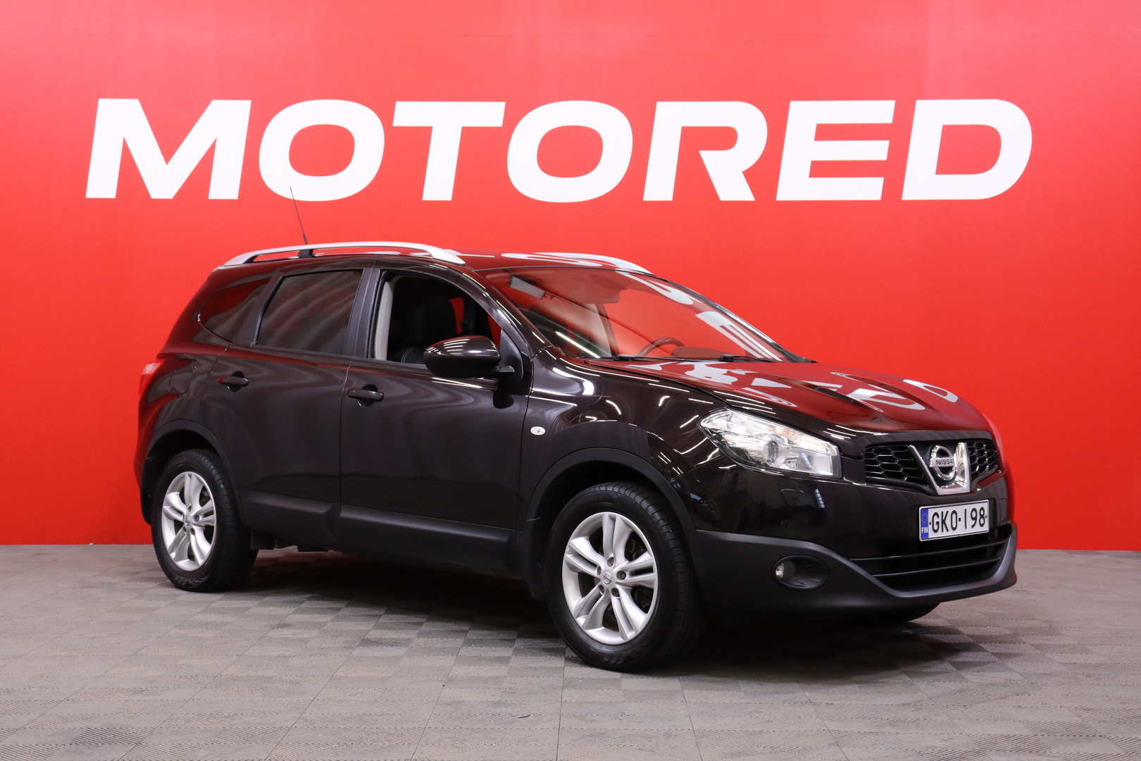 NISSAN Qashqai+2 2012