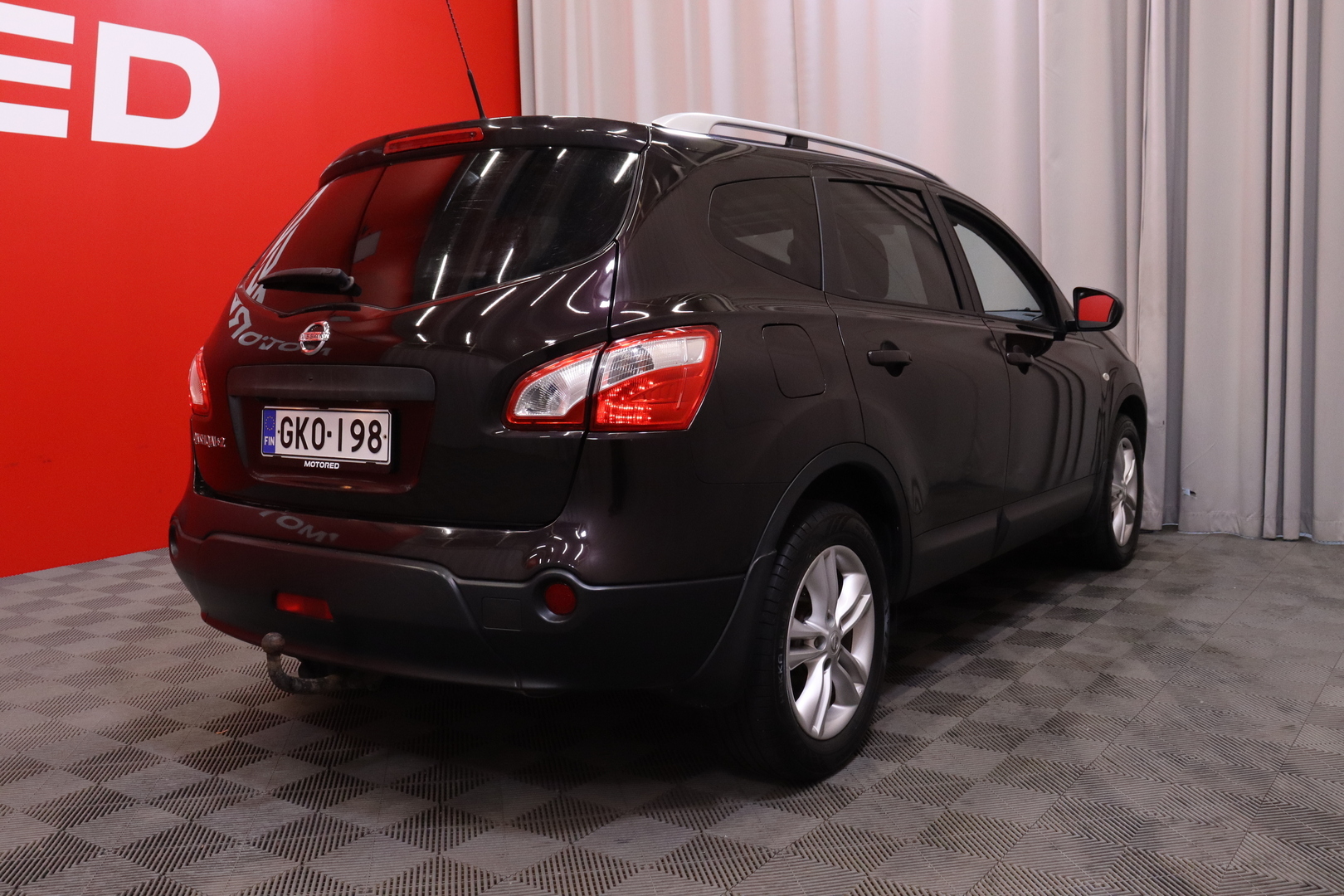 NISSAN Qashqai+2 2012