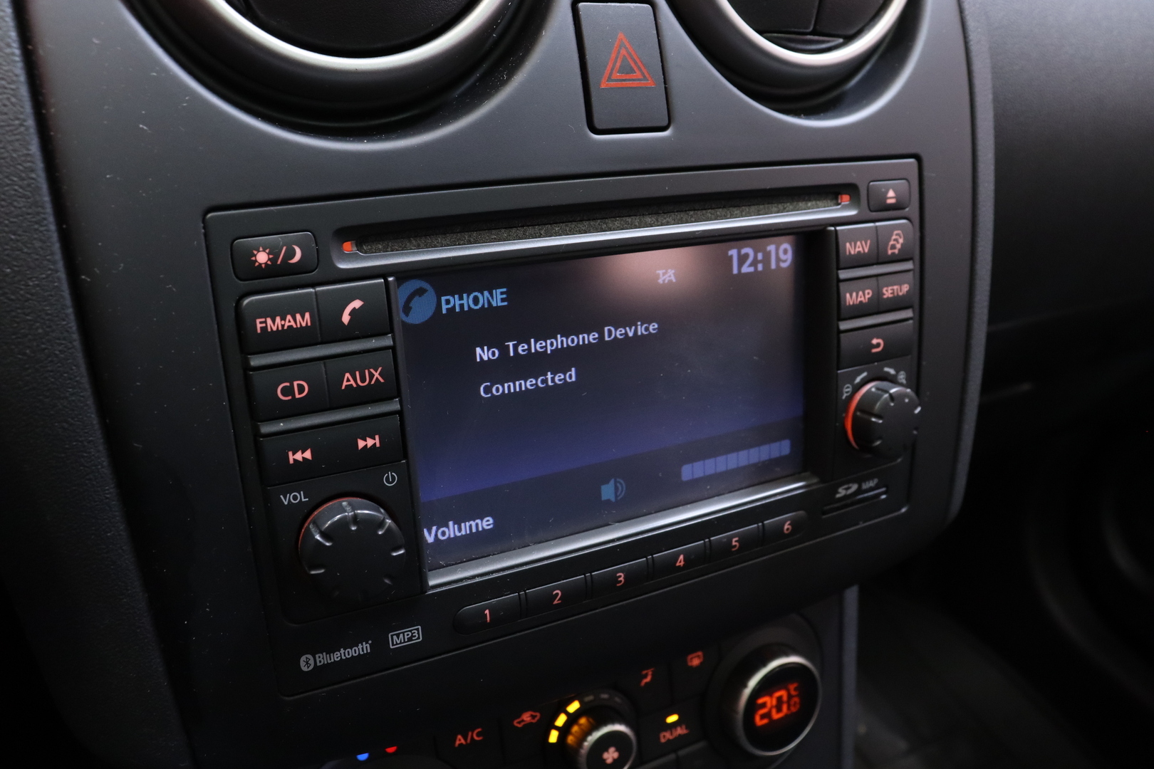 NISSAN Qashqai+2 2012