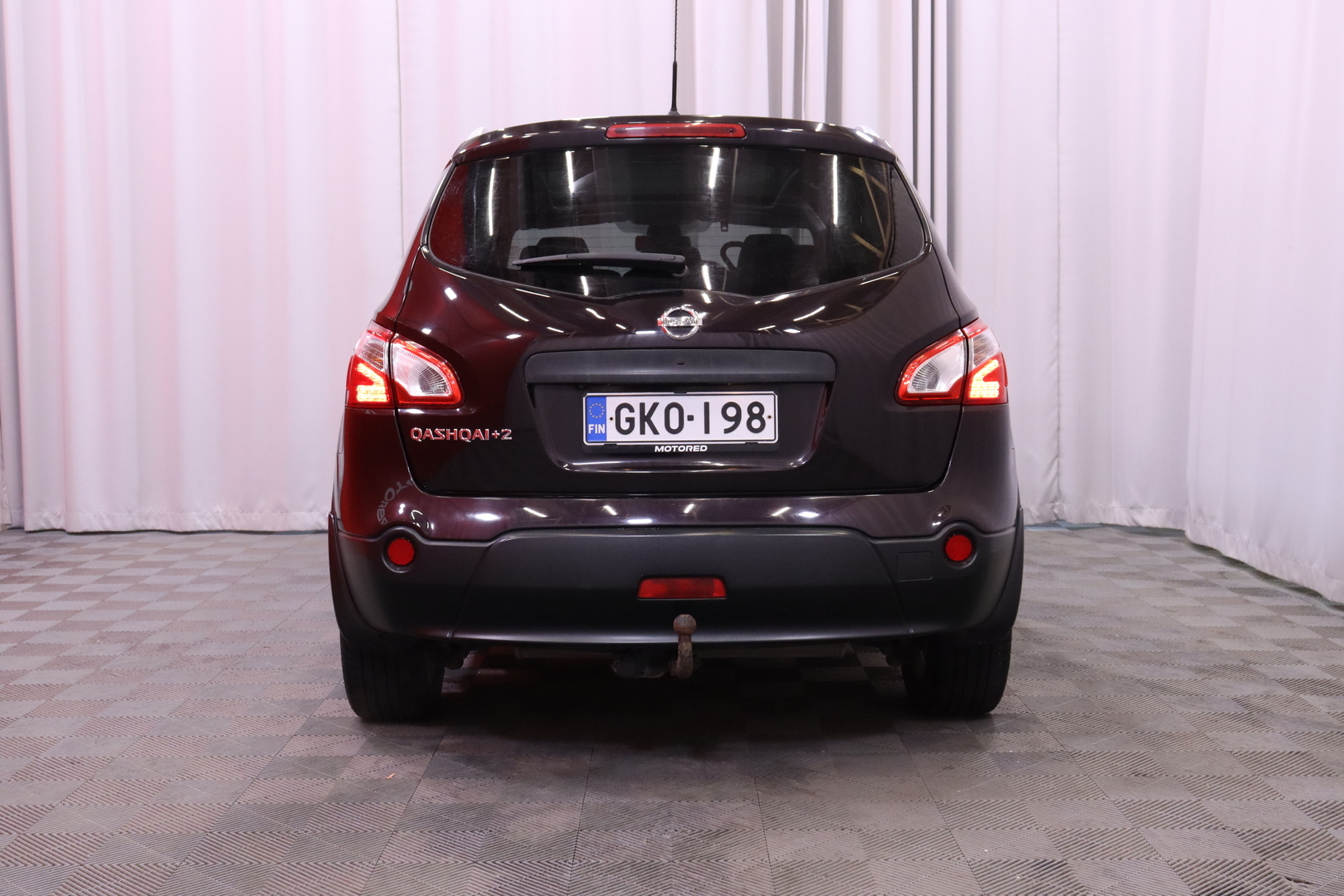 NISSAN Qashqai+2 2012