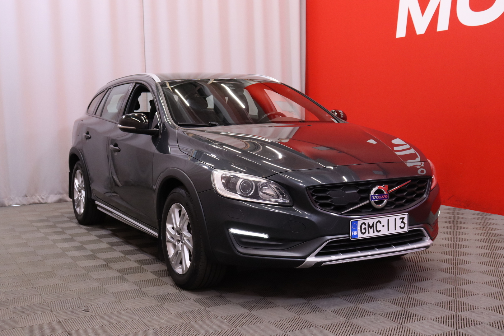 VOLVO V60 Cross Country 2016