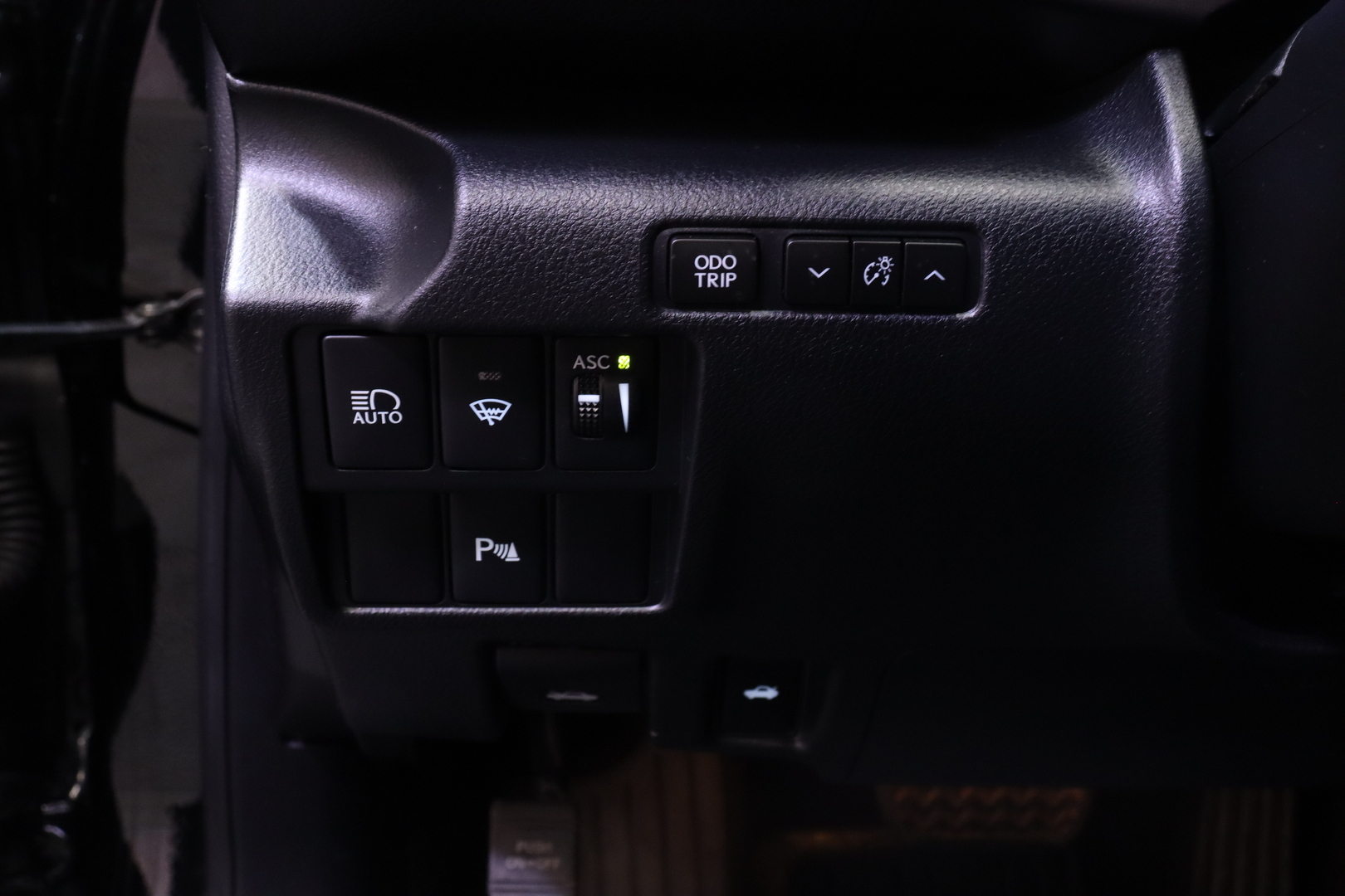 LEXUS IS 2019
