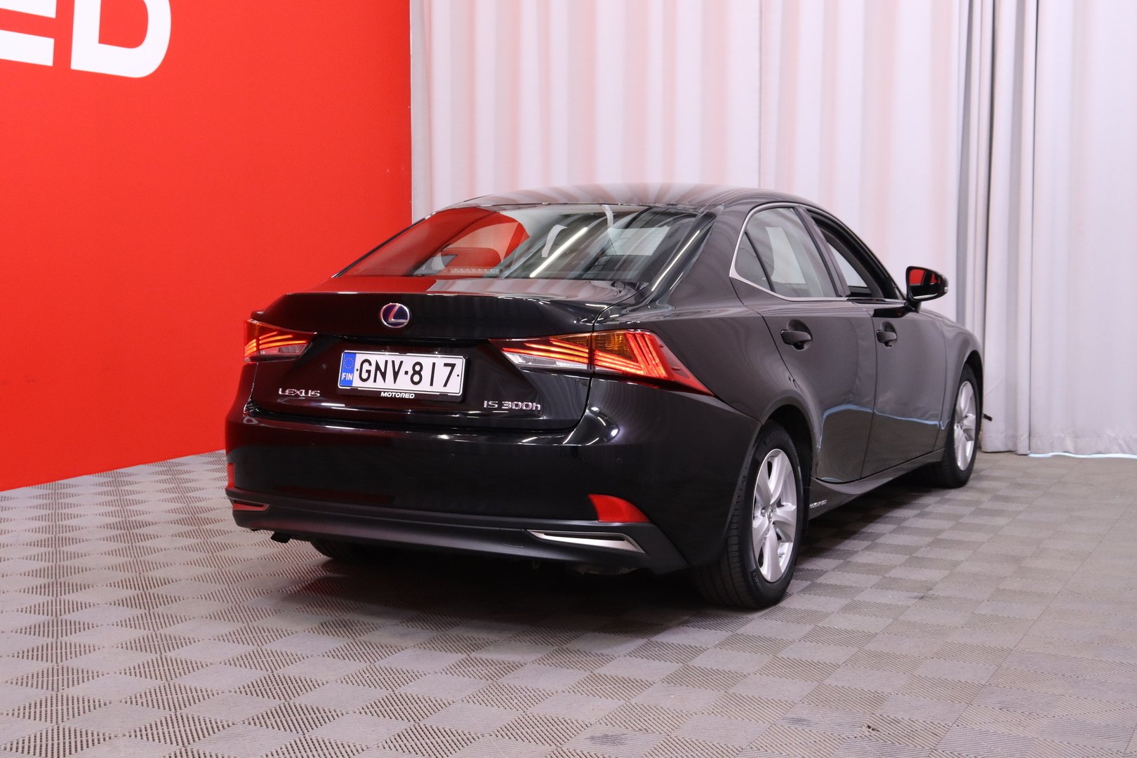LEXUS IS 2019