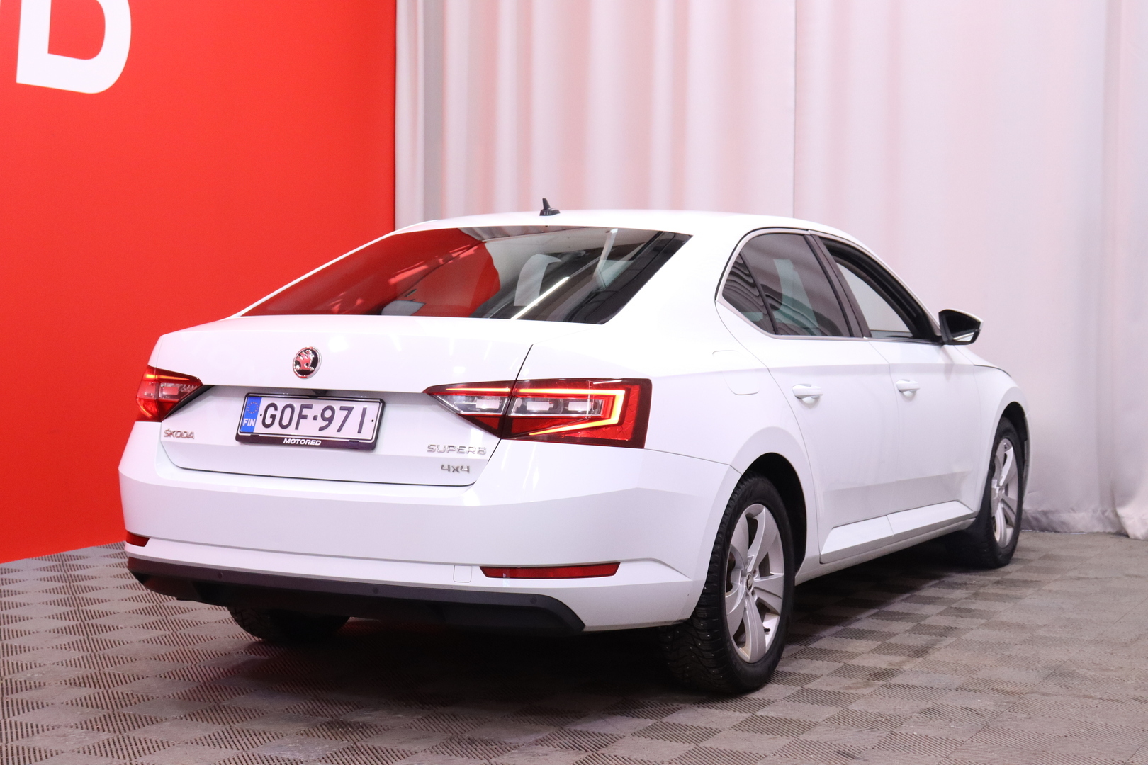SKODA Superb 2016