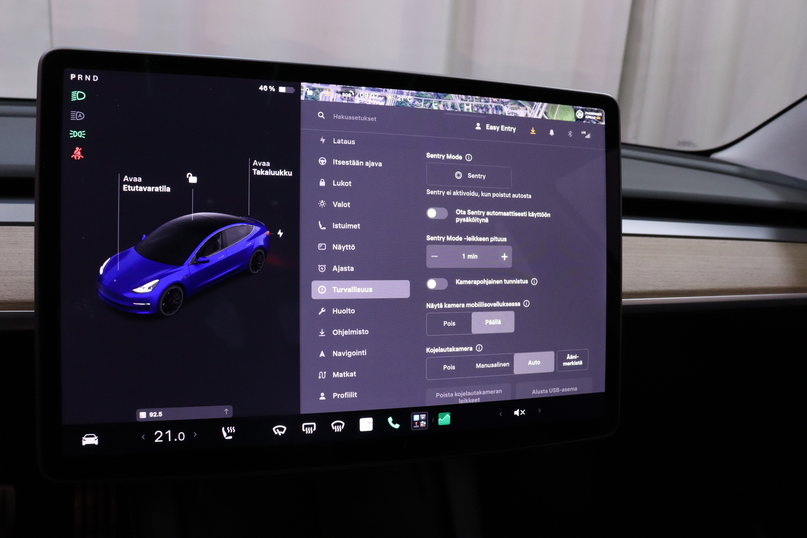 TESLA Model 3 2021