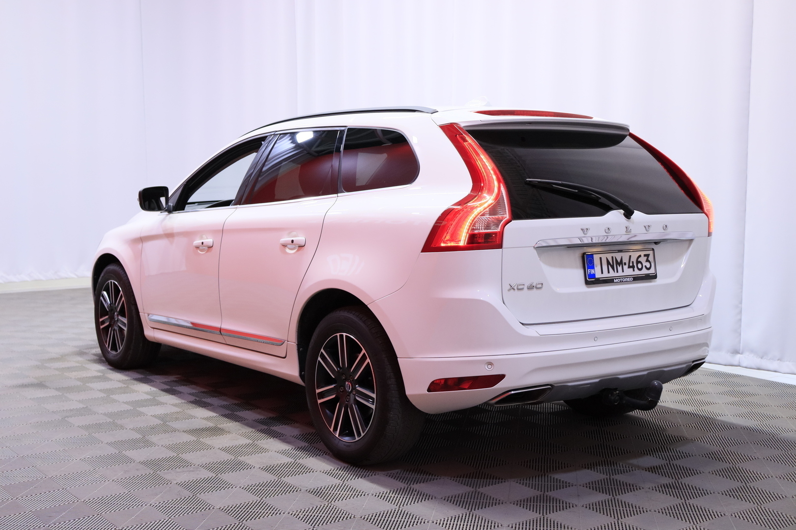VOLVO XC60 2017